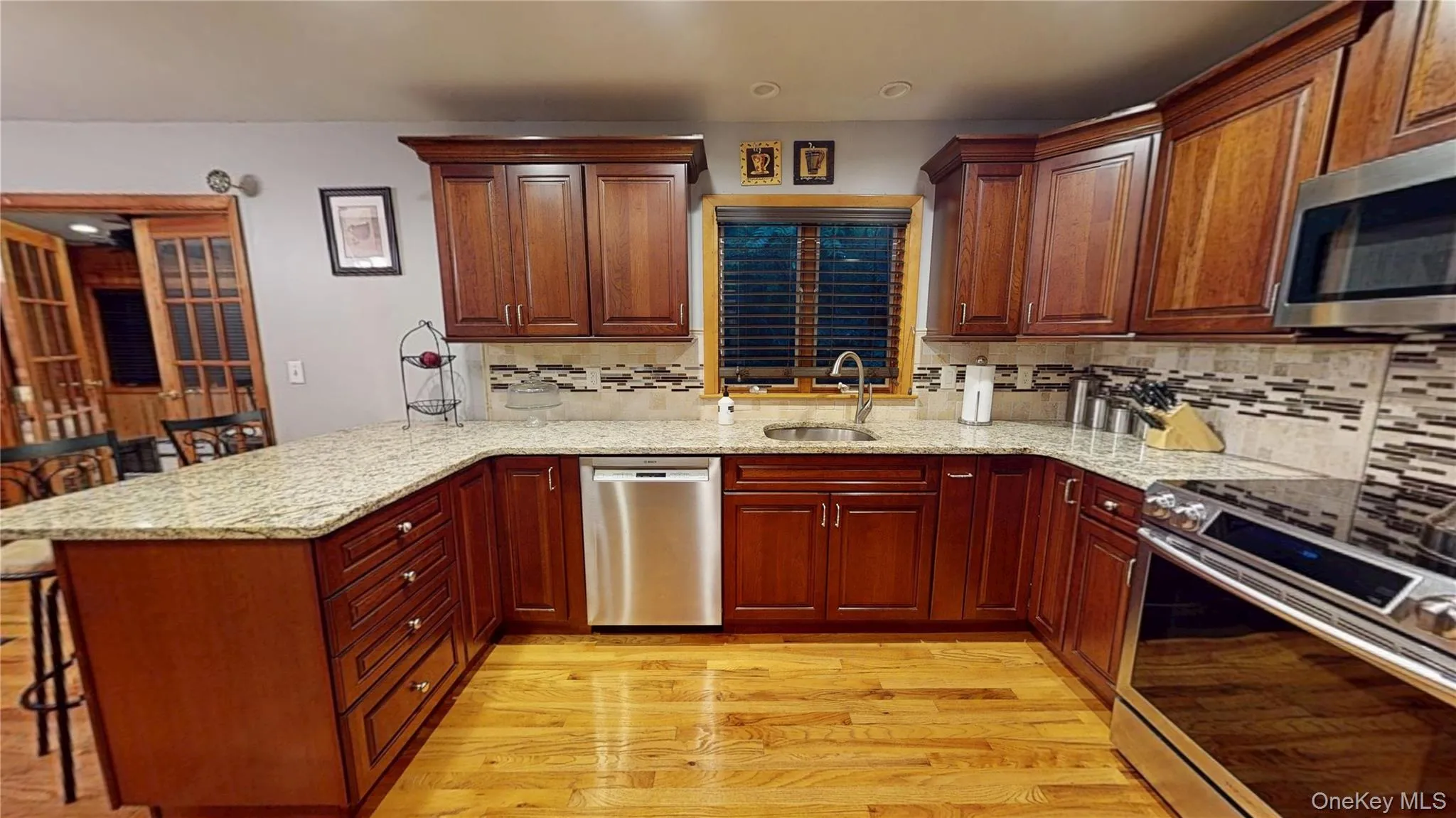 7 Townsend Place, Chester Town, NY, 3 Bedrooms Bedrooms, 9 Rooms Rooms,2 BathroomsBathrooms,Residential,For Rent,Townsend,0,1045305 7 Townsend Place, Chester Town, NY, 3 Bedrooms Bedrooms, 9 Rooms Rooms,2 BathroomsBathrooms,Residential,For Rent,Townsend,0,1045305