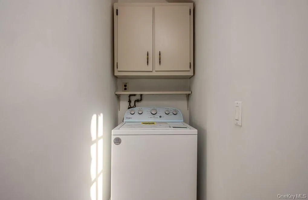 120 Broadway, Greenburgh, NY, 3 Bedrooms Bedrooms, 5 Rooms Rooms,1 BathroomBathrooms,Residential Lease,For Rent,Broadway,0,1045306 120 Broadway, Greenburgh, NY, 3 Bedrooms Bedrooms, 5 Rooms Rooms,1 BathroomBathrooms,Residential Lease,For Rent,Broadway,0,1045306