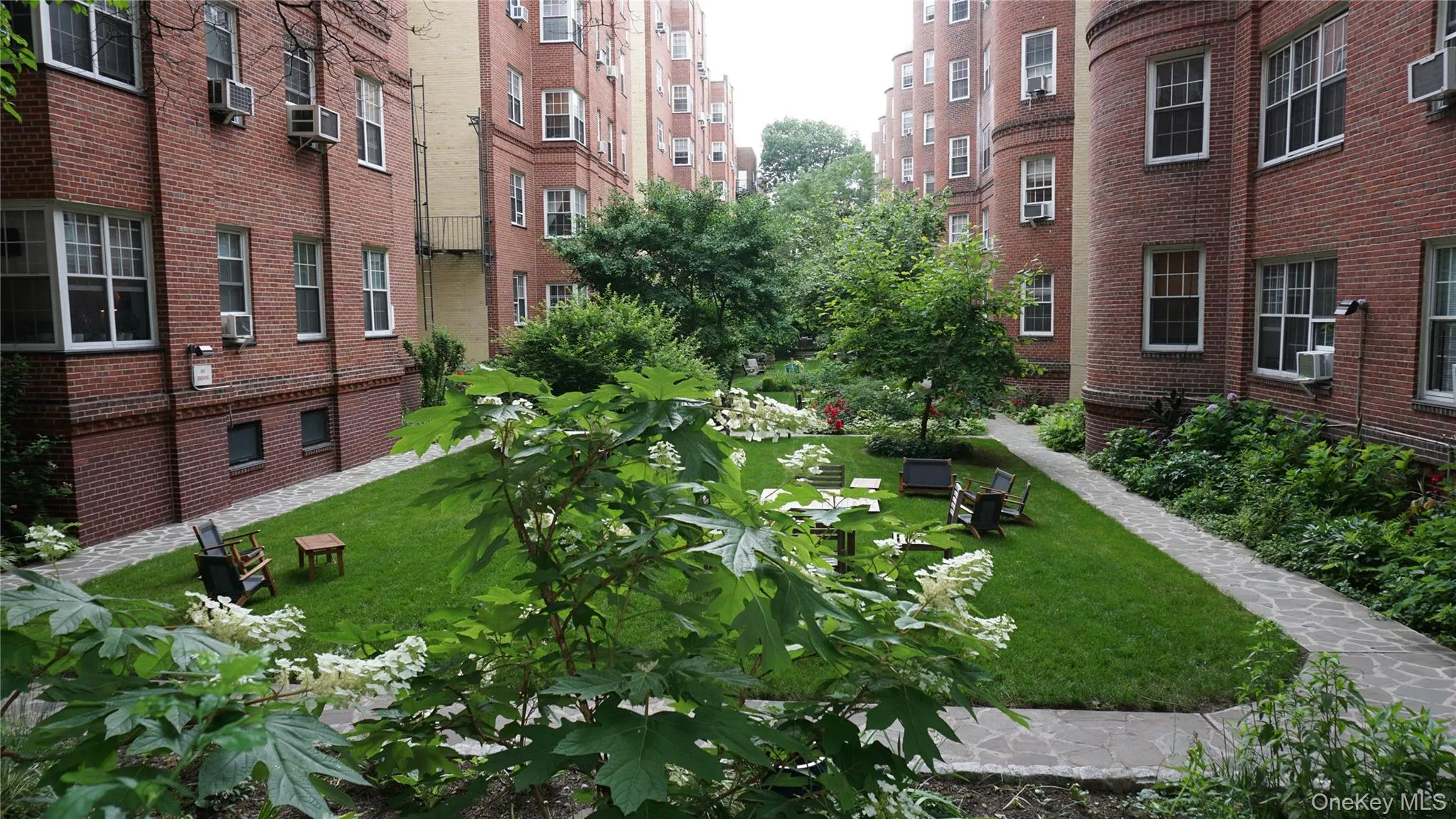 77-12 35 Avenue, New York, NY, 2 Bedrooms Bedrooms, 4 Rooms Rooms,1 BathroomBathrooms,Residential,For Rent,35,0,1045307 77-12 35 Avenue, New York, NY, 2 Bedrooms Bedrooms, 4 Rooms Rooms,1 BathroomBathrooms,Residential,For Rent,35,0,1045307