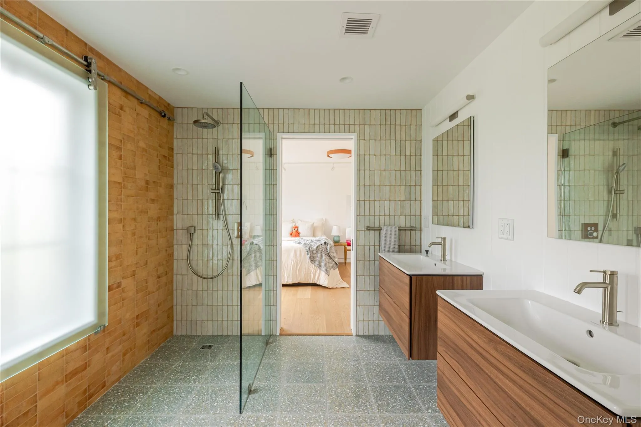 20 Dallis Place, Beacon, NY, 4 Bedrooms Bedrooms, 11 Rooms Rooms,3 BathroomsBathrooms,Residential,For Rent,Dallis,0,1045309 20 Dallis Place, Beacon, NY, 4 Bedrooms Bedrooms, 11 Rooms Rooms,3 BathroomsBathrooms,Residential,For Rent,Dallis,0,1045309