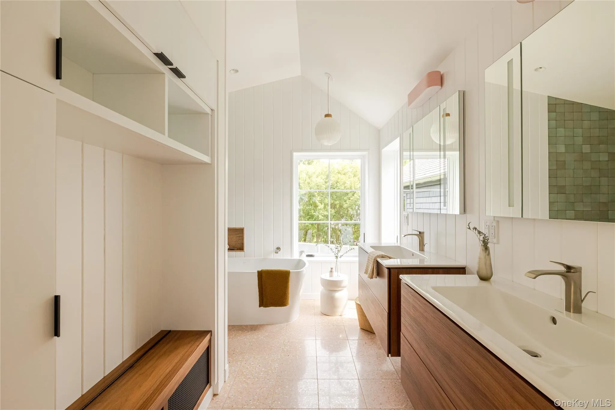 20 Dallis Place, Beacon, NY, 4 Bedrooms Bedrooms, 11 Rooms Rooms,3 BathroomsBathrooms,Residential,For Rent,Dallis,0,1045309 20 Dallis Place, Beacon, NY, 4 Bedrooms Bedrooms, 11 Rooms Rooms,3 BathroomsBathrooms,Residential,For Rent,Dallis,0,1045309