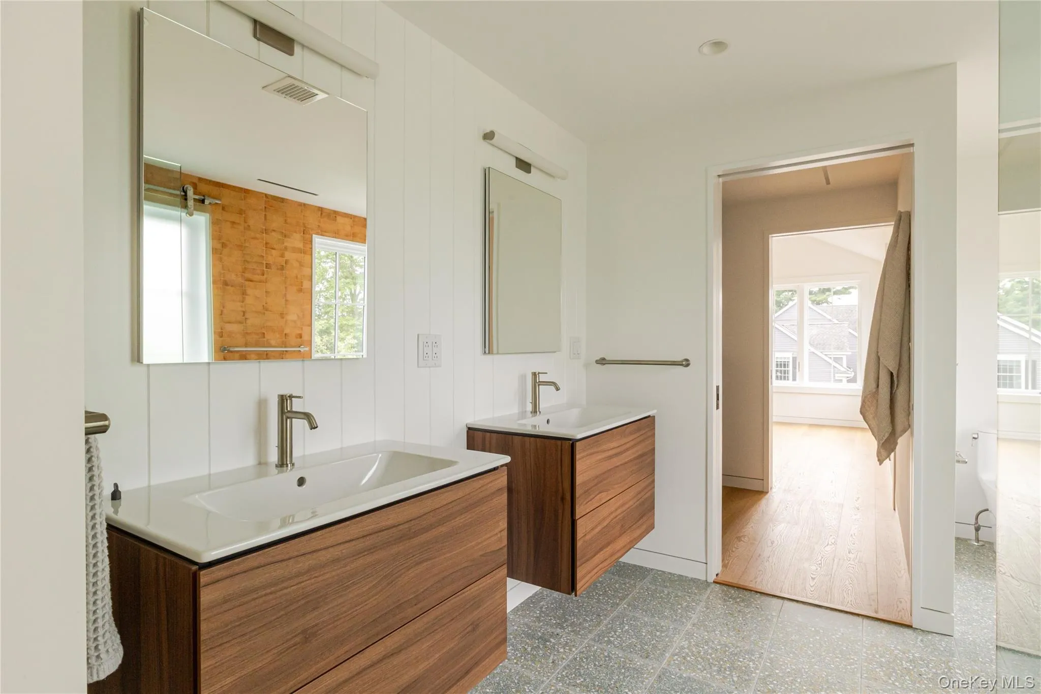 20 Dallis Place, Beacon, NY, 4 Bedrooms Bedrooms, 11 Rooms Rooms,3 BathroomsBathrooms,Residential,For Rent,Dallis,0,1045309 20 Dallis Place, Beacon, NY, 4 Bedrooms Bedrooms, 11 Rooms Rooms,3 BathroomsBathrooms,Residential,For Rent,Dallis,0,1045309