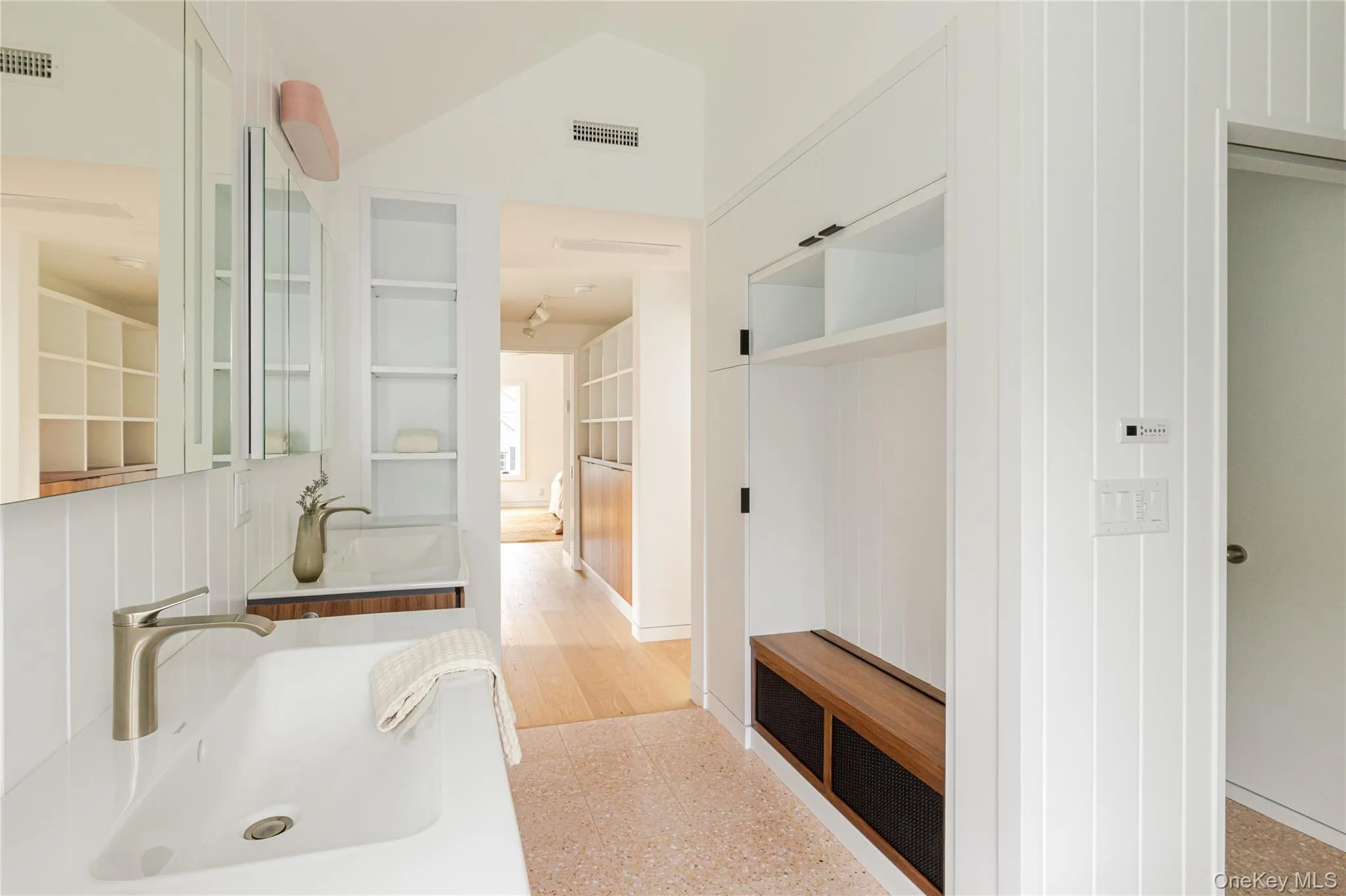 20 Dallis Place, Beacon, NY, 4 Bedrooms Bedrooms, 11 Rooms Rooms,3 BathroomsBathrooms,Residential,For Rent,Dallis,0,1045309 20 Dallis Place, Beacon, NY, 4 Bedrooms Bedrooms, 11 Rooms Rooms,3 BathroomsBathrooms,Residential,For Rent,Dallis,0,1045309