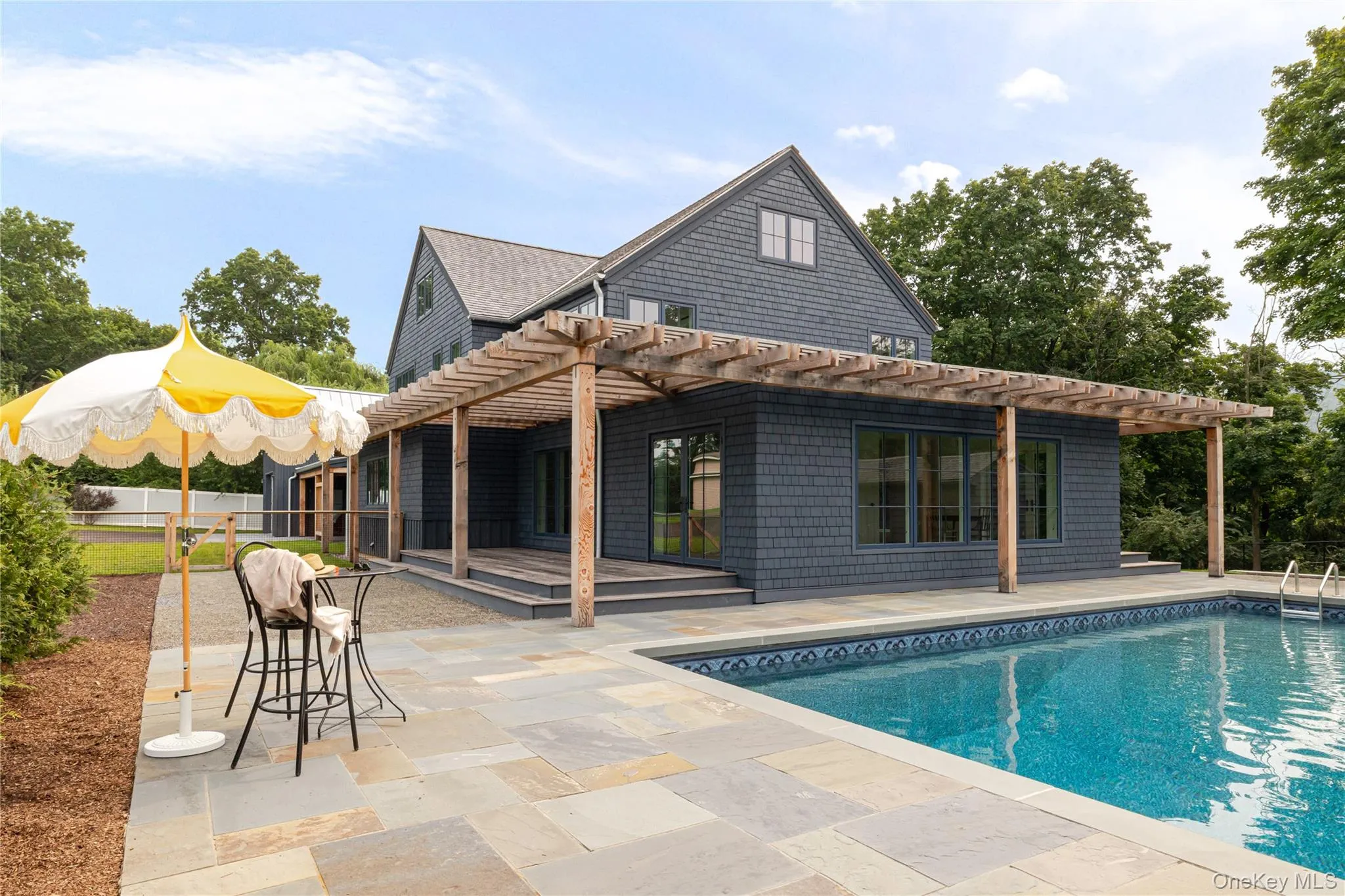 20 Dallis Place, Beacon, NY, 4 Bedrooms Bedrooms, 11 Rooms Rooms,3 BathroomsBathrooms,Residential,For Rent,Dallis,0,1045309 20 Dallis Place, Beacon, NY, 4 Bedrooms Bedrooms, 11 Rooms Rooms,3 BathroomsBathrooms,Residential,For Rent,Dallis,0,1045309