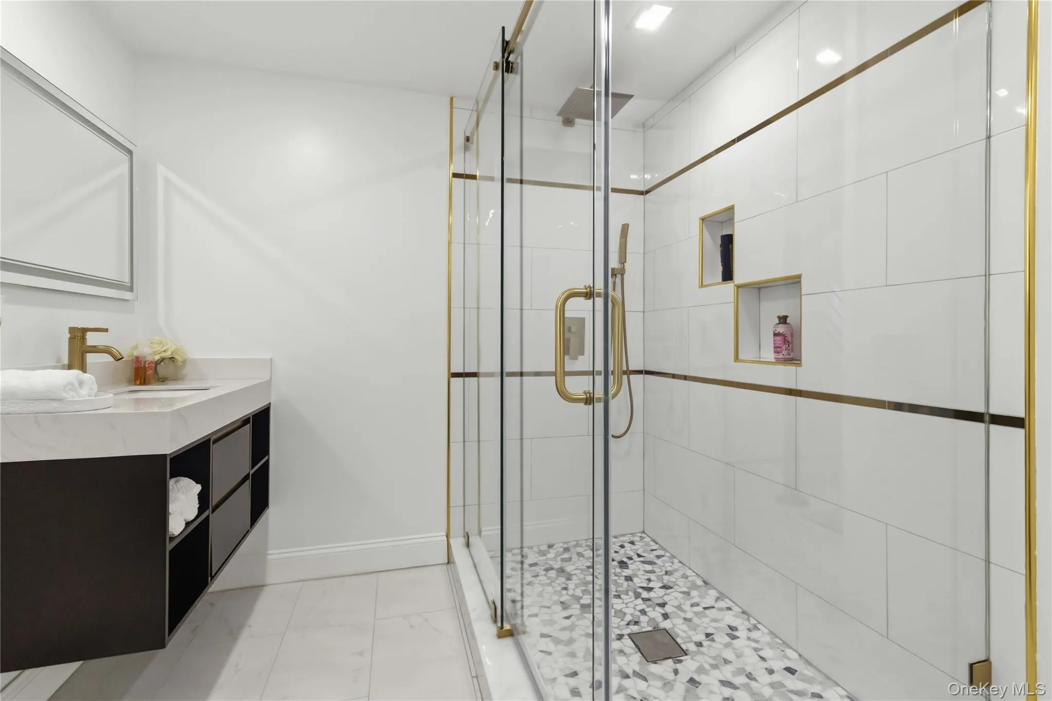 27-17 Ericsson Street, New York, NY, 4 Bedrooms Bedrooms, 8 Rooms Rooms,2 BathroomsBathrooms,Residential,For Rent,Ericsson,0,1045315 27-17 Ericsson Street, New York, NY, 4 Bedrooms Bedrooms, 8 Rooms Rooms,2 BathroomsBathrooms,Residential,For Rent,Ericsson,0,1045315