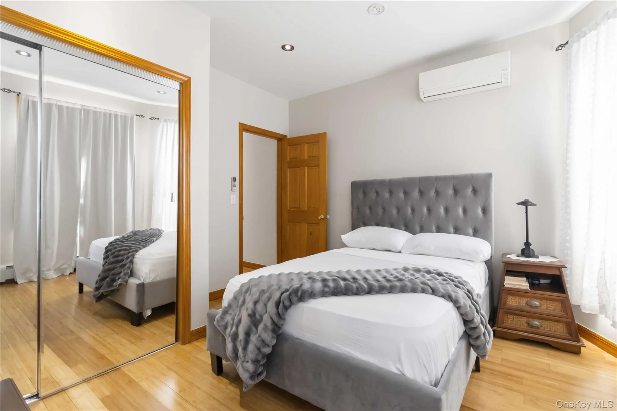 27-17 Ericsson Street, New York, NY, 4 Bedrooms Bedrooms, 8 Rooms Rooms,2 BathroomsBathrooms,Residential,For Rent,Ericsson,0,1045315 27-17 Ericsson Street, New York, NY, 4 Bedrooms Bedrooms, 8 Rooms Rooms,2 BathroomsBathrooms,Residential,For Rent,Ericsson,0,1045315