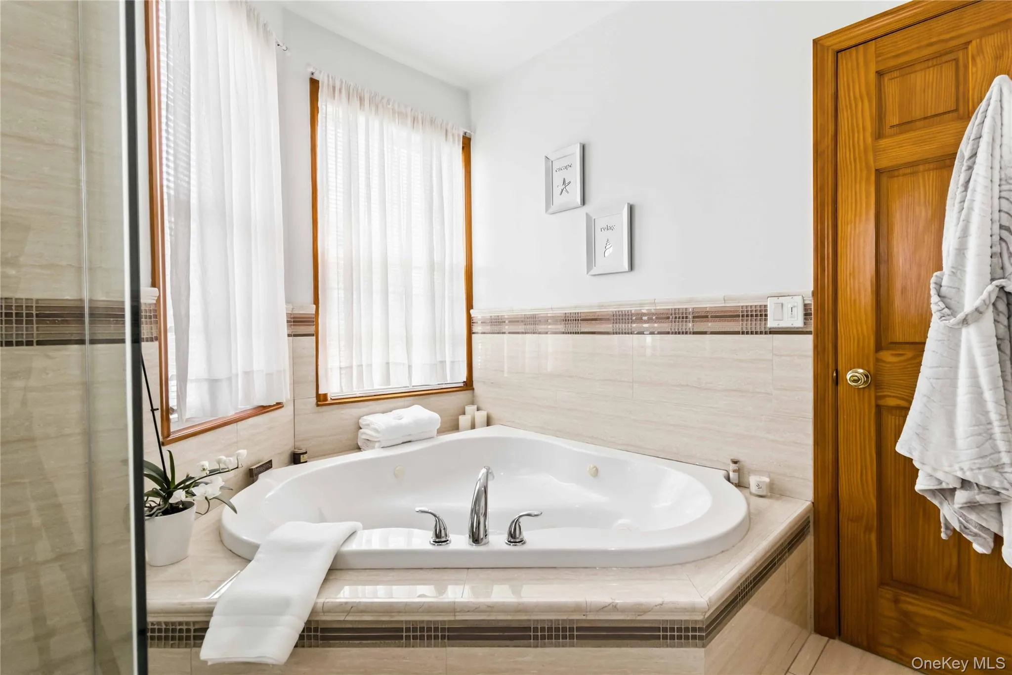 27-17 Ericsson Street, New York, NY, 4 Bedrooms Bedrooms, 8 Rooms Rooms,2 BathroomsBathrooms,Residential,For Rent,Ericsson,0,1045315 27-17 Ericsson Street, New York, NY, 4 Bedrooms Bedrooms, 8 Rooms Rooms,2 BathroomsBathrooms,Residential,For Rent,Ericsson,0,1045315