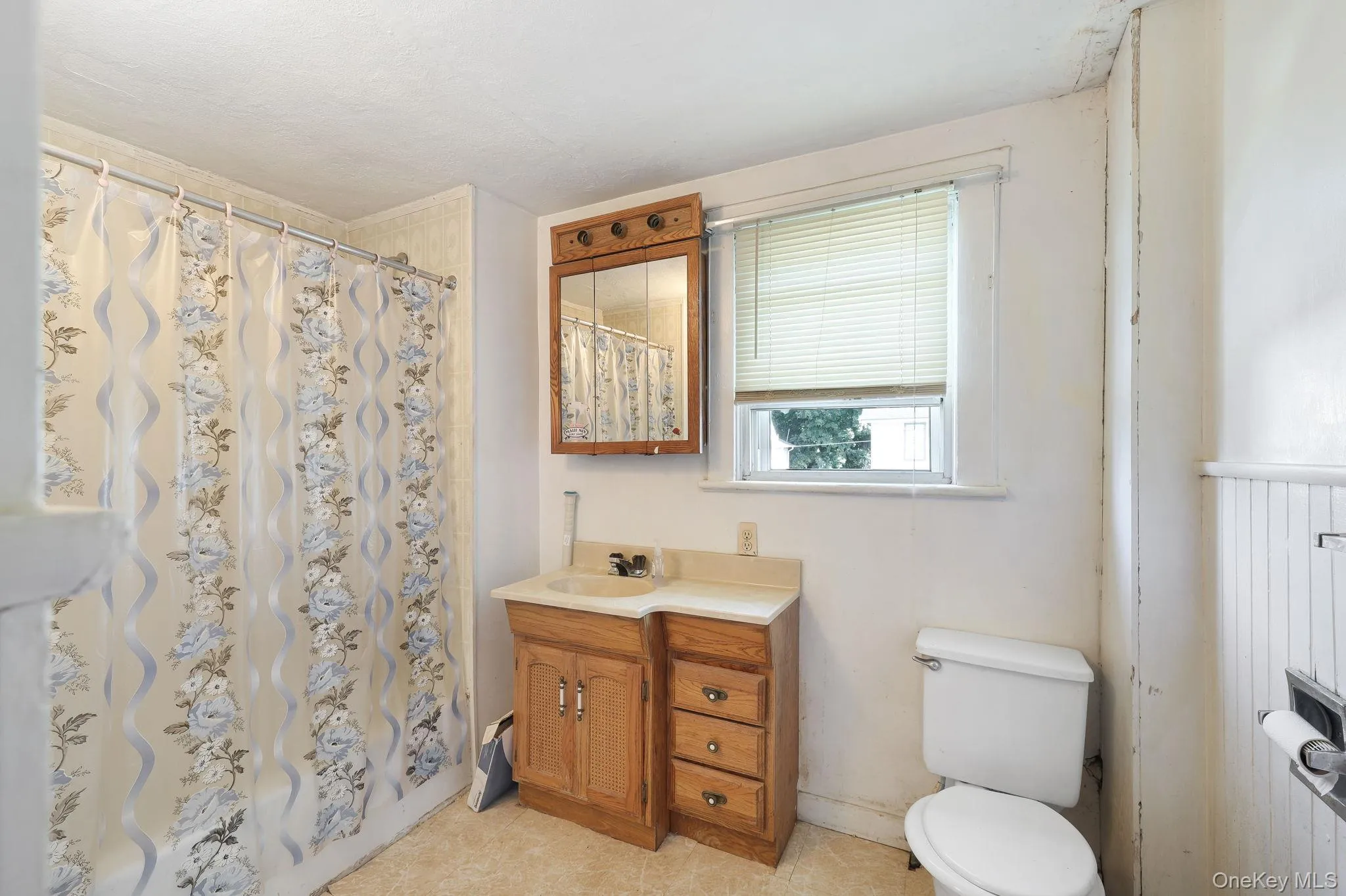 41 Wallkill Avenue, Middletown, NY, 3 Bedrooms Bedrooms, 7 Rooms Rooms,2 BathroomsBathrooms,Residential,For Rent,Wallkill,0,1045317 41 Wallkill Avenue, Middletown, NY, 3 Bedrooms Bedrooms, 7 Rooms Rooms,2 BathroomsBathrooms,Residential,For Rent,Wallkill,0,1045317