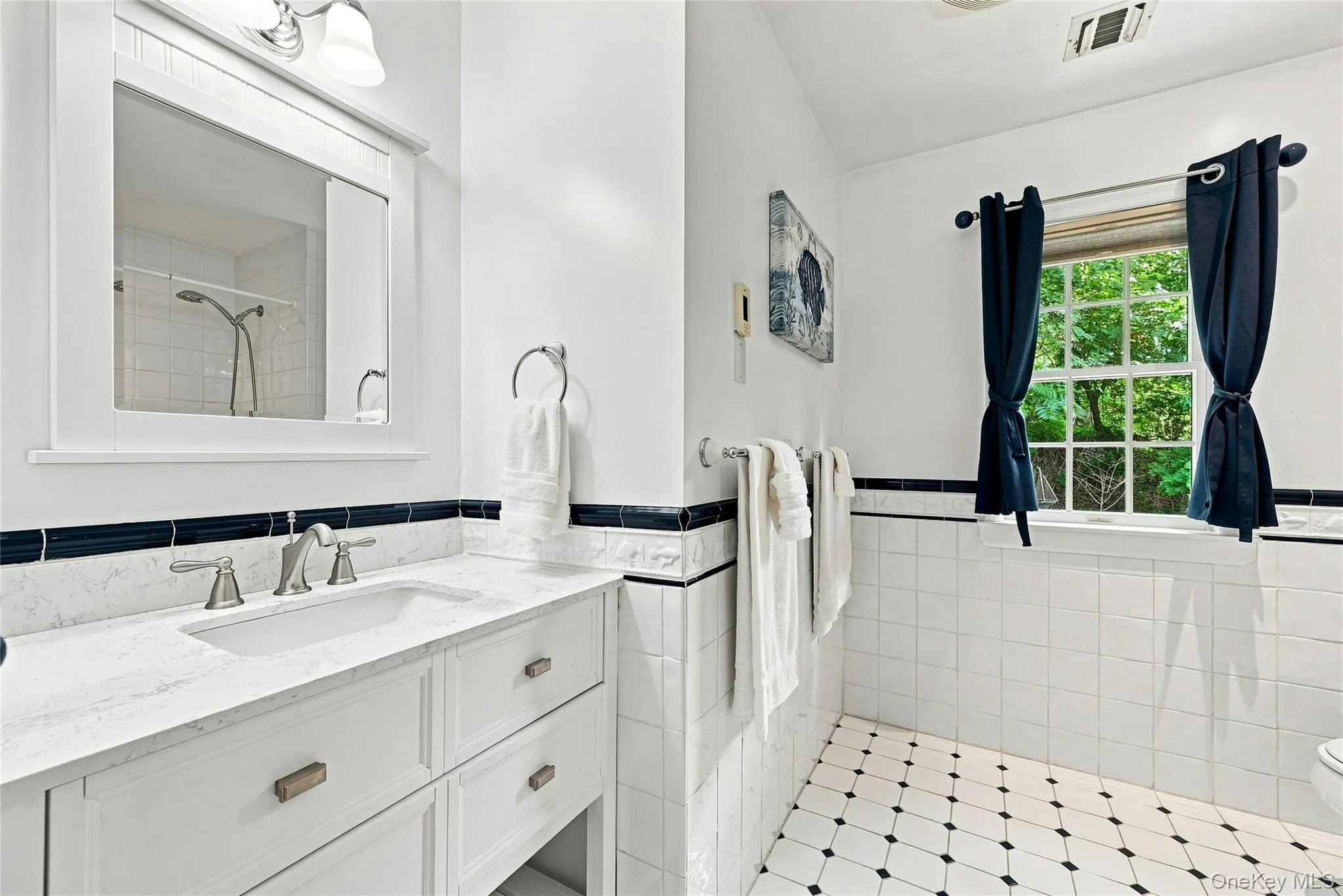 47 Shore Road, Brookhaven, NY, 6 Bedrooms Bedrooms, 12 Rooms Rooms,3 BathroomsBathrooms,Residential,For Rent,Shore,0,1045318 47 Shore Road, Brookhaven, NY, 6 Bedrooms Bedrooms, 12 Rooms Rooms,3 BathroomsBathrooms,Residential,For Rent,Shore,0,1045318