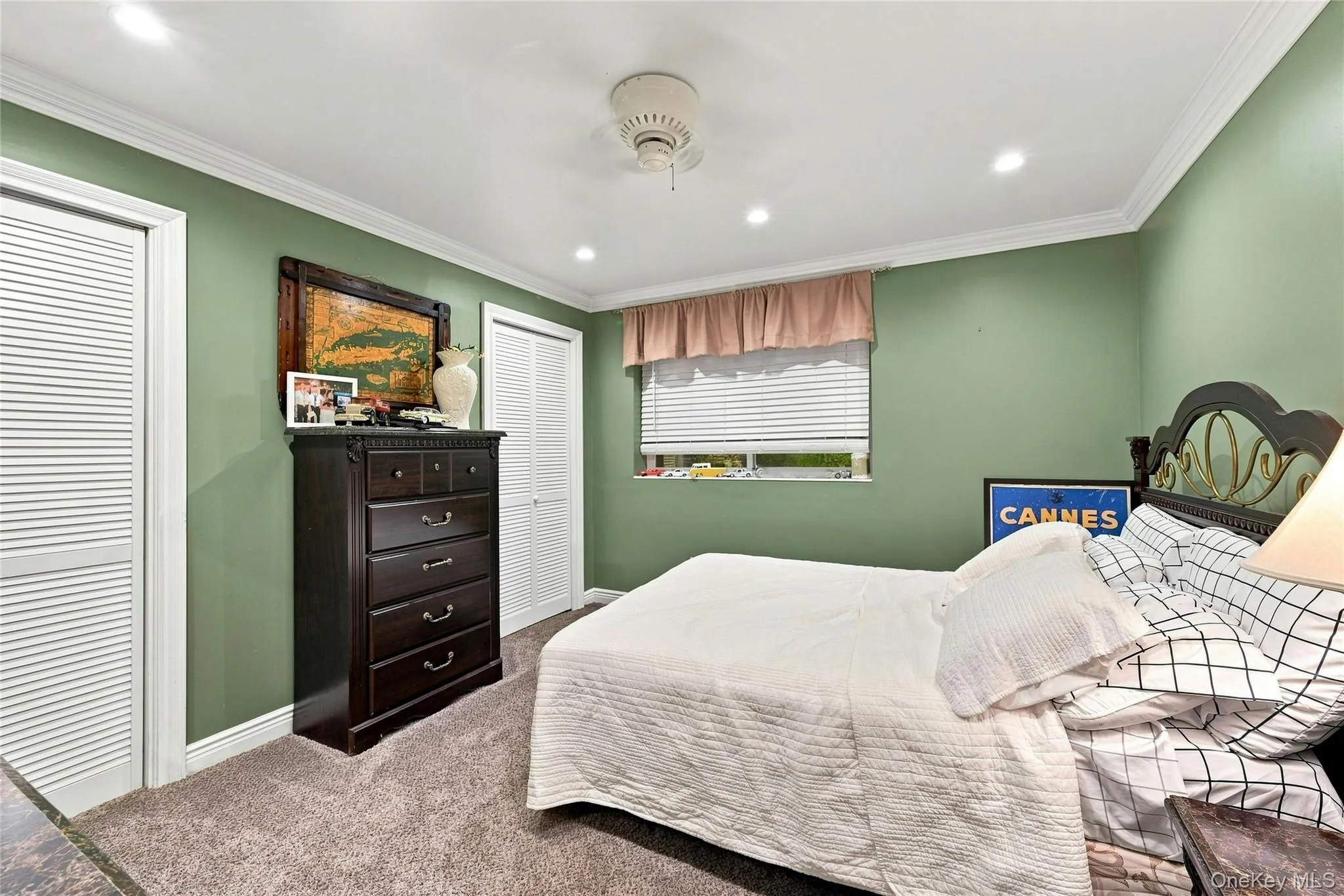 47 Shore Road, Brookhaven, NY, 6 Bedrooms Bedrooms, 12 Rooms Rooms,3 BathroomsBathrooms,Residential,For Rent,Shore,0,1045318 47 Shore Road, Brookhaven, NY, 6 Bedrooms Bedrooms, 12 Rooms Rooms,3 BathroomsBathrooms,Residential,For Rent,Shore,0,1045318