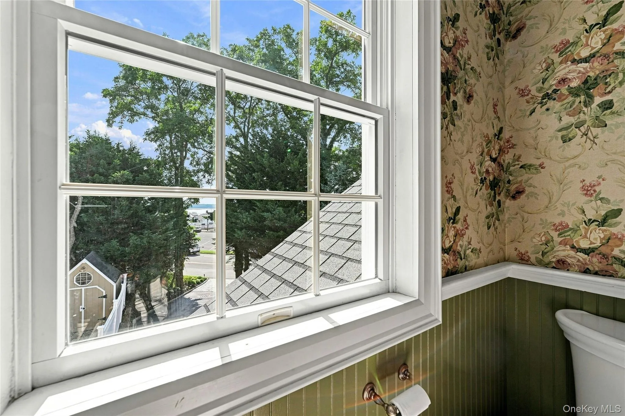 47 Shore Road, Brookhaven, NY, 6 Bedrooms Bedrooms, 12 Rooms Rooms,3 BathroomsBathrooms,Residential,For Rent,Shore,0,1045318 47 Shore Road, Brookhaven, NY, 6 Bedrooms Bedrooms, 12 Rooms Rooms,3 BathroomsBathrooms,Residential,For Rent,Shore,0,1045318
