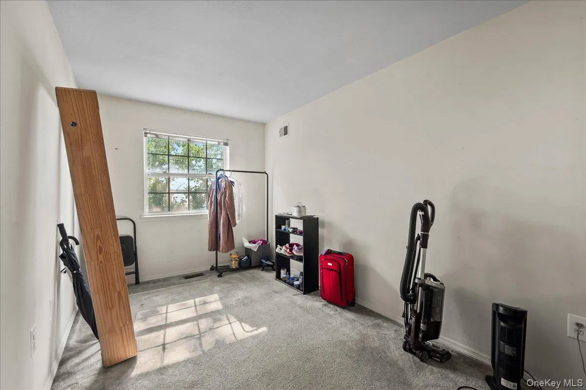 56 Heron Lane, New York, NY, 3 Bedrooms Bedrooms, 5 Rooms Rooms,2 BathroomsBathrooms,Residential,For Rent,Heron,0,1045324 56 Heron Lane, New York, NY, 3 Bedrooms Bedrooms, 5 Rooms Rooms,2 BathroomsBathrooms,Residential,For Rent,Heron,0,1045324