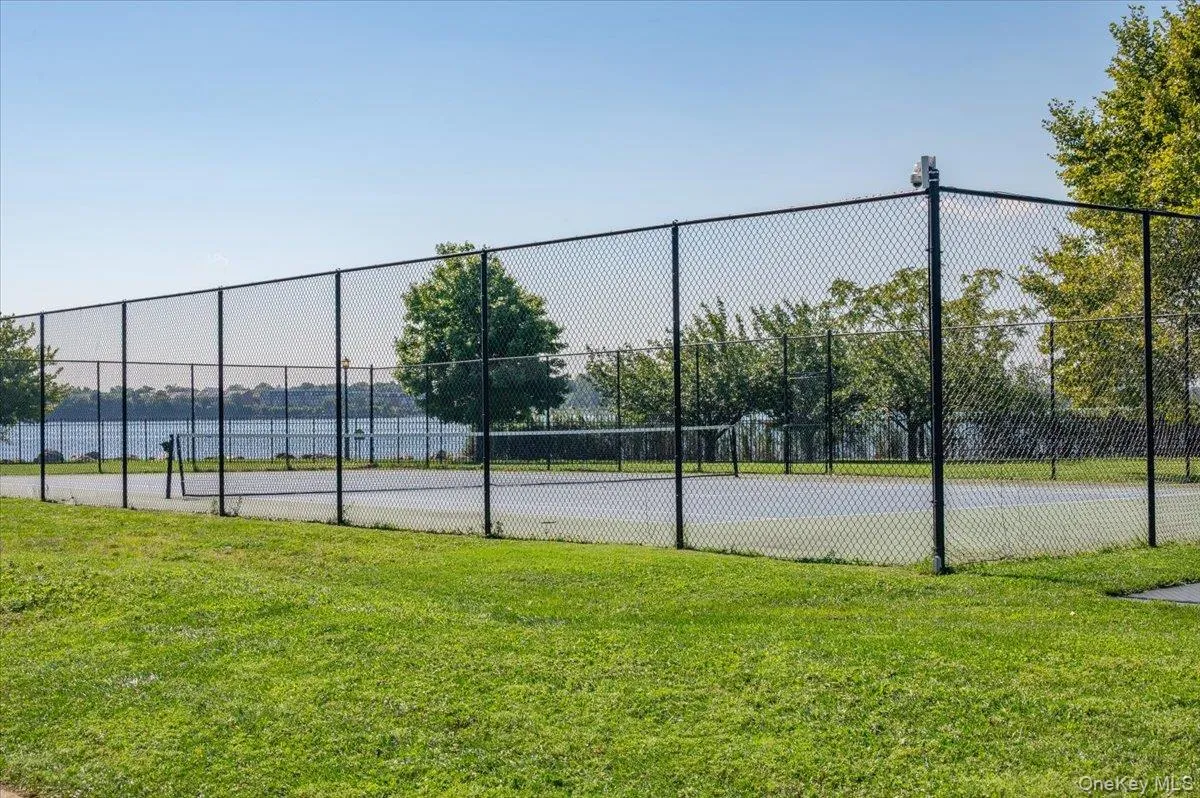 56 Heron Lane, New York, NY, 3 Bedrooms Bedrooms, 5 Rooms Rooms,2 BathroomsBathrooms,Residential,For Rent,Heron,0,1045324 56 Heron Lane, New York, NY, 3 Bedrooms Bedrooms, 5 Rooms Rooms,2 BathroomsBathrooms,Residential,For Rent,Heron,0,1045324