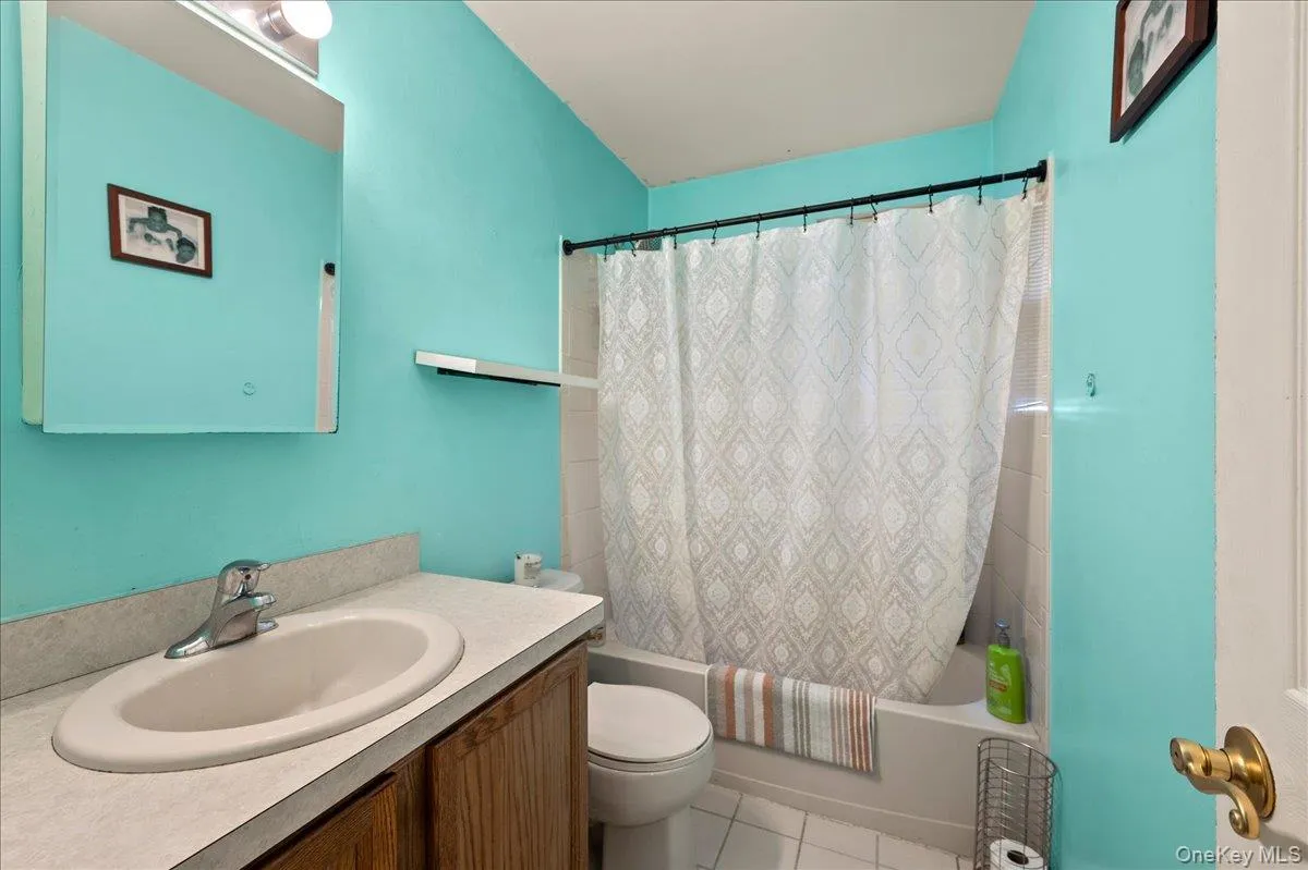 56 Heron Lane, New York, NY, 3 Bedrooms Bedrooms, 5 Rooms Rooms,2 BathroomsBathrooms,Residential,For Rent,Heron,0,1045324 56 Heron Lane, New York, NY, 3 Bedrooms Bedrooms, 5 Rooms Rooms,2 BathroomsBathrooms,Residential,For Rent,Heron,0,1045324