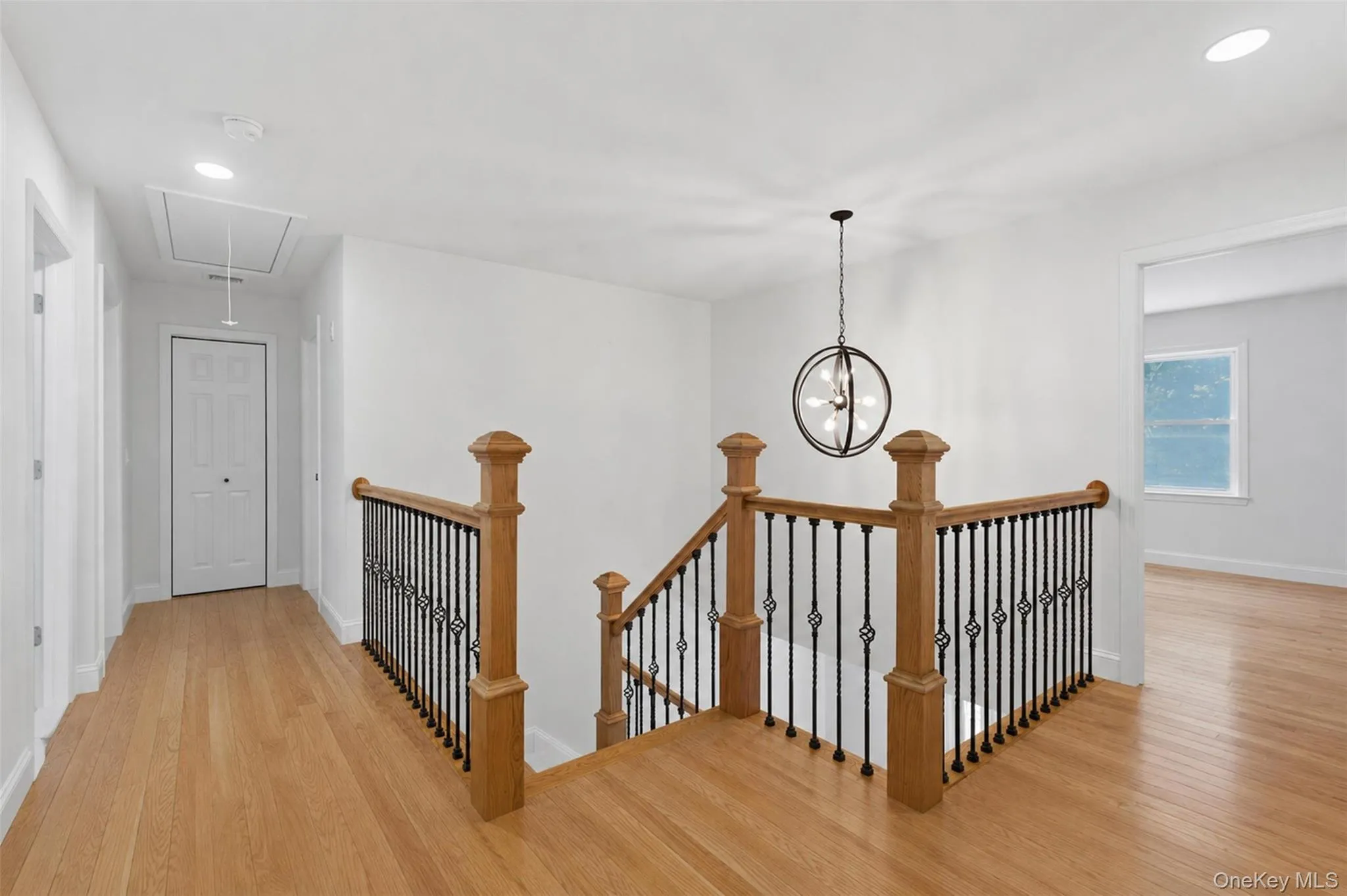Upper Floor stairs/hallway Upper Floor stairs/hallway