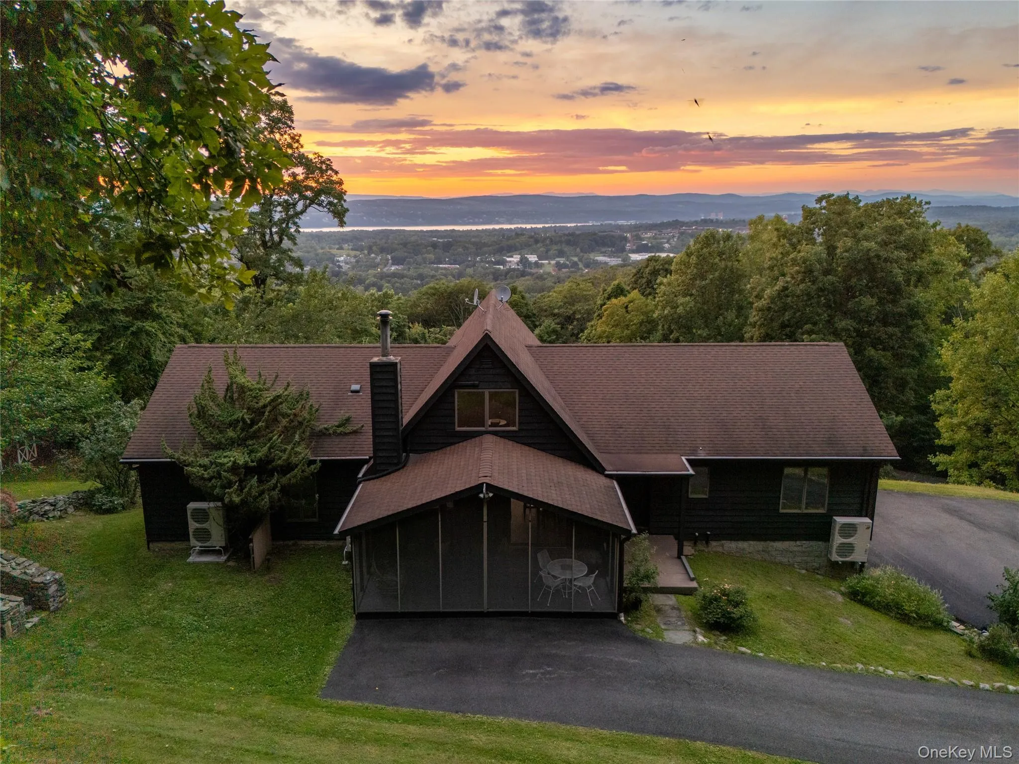 36 Blue Grass Lane, Beacon, NY, 4 Bedrooms Bedrooms, 14 Rooms Rooms,3 BathroomsBathrooms,Residential,For Rent,Blue Grass,0,1045332 36 Blue Grass Lane, Beacon, NY, 4 Bedrooms Bedrooms, 14 Rooms Rooms,3 BathroomsBathrooms,Residential,For Rent,Blue Grass,0,1045332