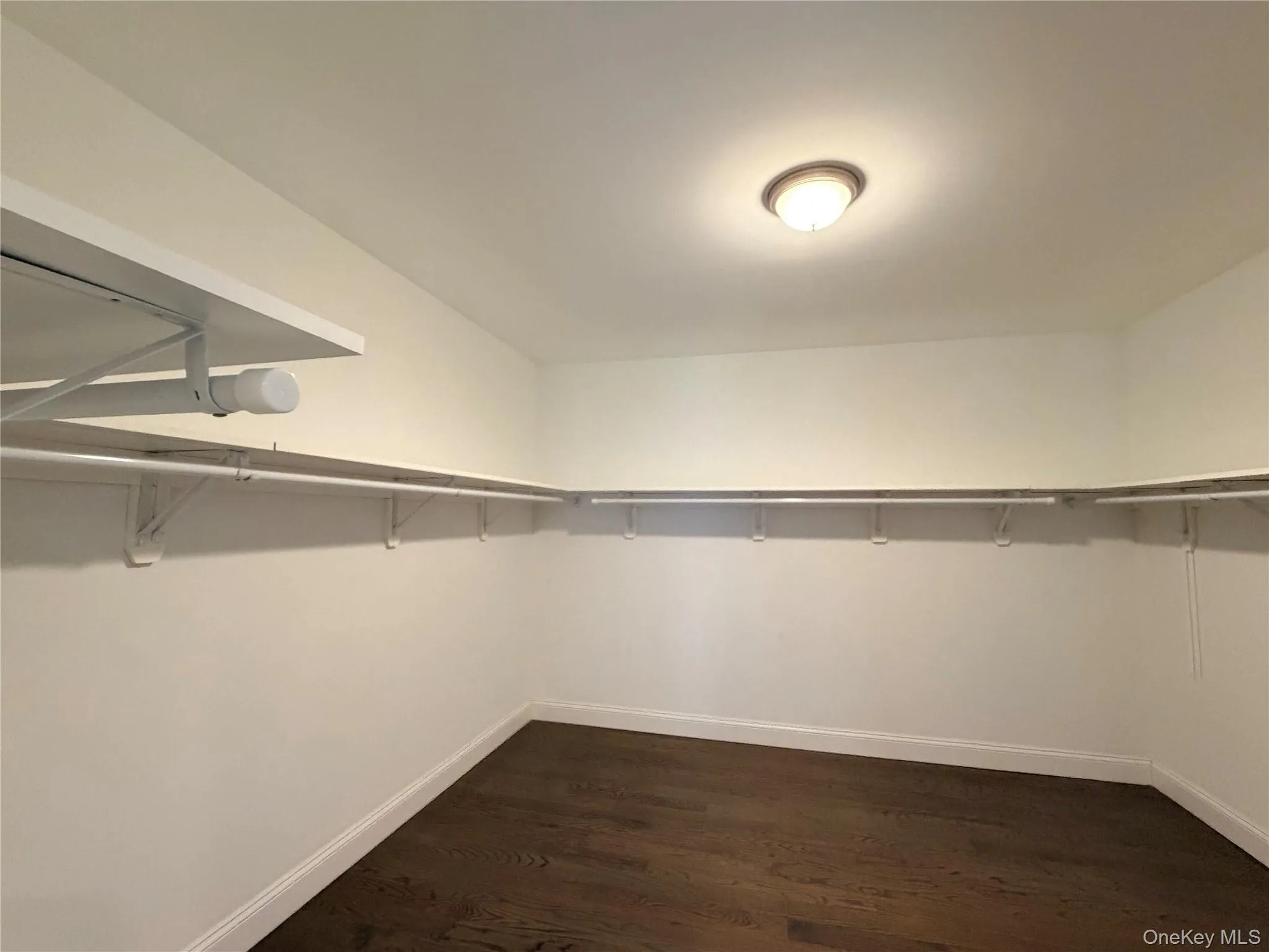 28 E Fern Dr, Oyster Bay, NY, 5 Bedrooms Bedrooms, 12 Rooms Rooms,4 BathroomsBathrooms,Residential Lease,For Rent,E Fern Dr,0,1045334 28 E Fern Dr, Oyster Bay, NY, 5 Bedrooms Bedrooms, 12 Rooms Rooms,4 BathroomsBathrooms,Residential Lease,For Rent,E Fern Dr,0,1045334