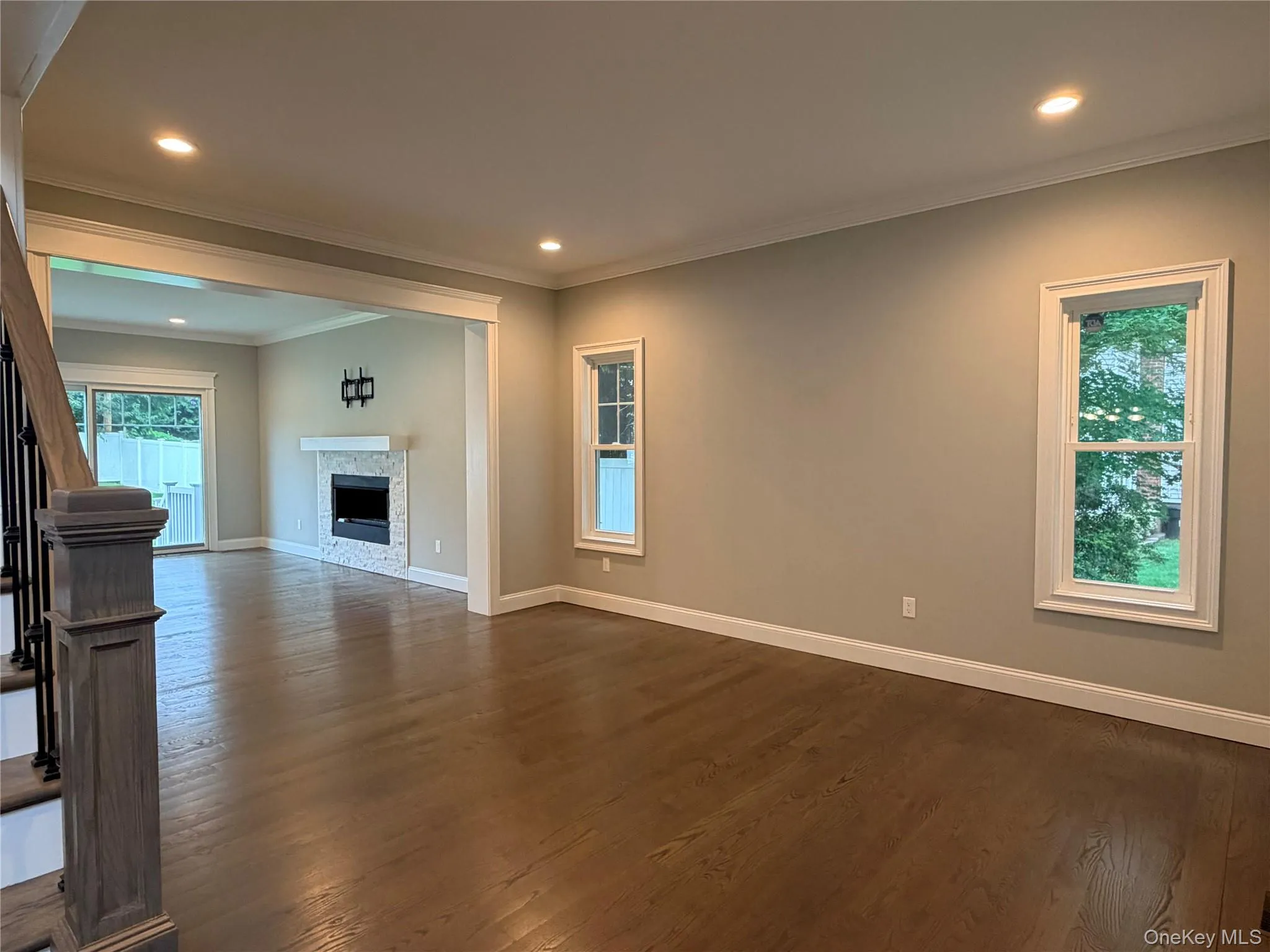 28 E Fern Dr, Oyster Bay, NY, 5 Bedrooms Bedrooms, 12 Rooms Rooms,4 BathroomsBathrooms,Residential Lease,For Rent,E Fern Dr,0,1045334 28 E Fern Dr, Oyster Bay, NY, 5 Bedrooms Bedrooms, 12 Rooms Rooms,4 BathroomsBathrooms,Residential Lease,For Rent,E Fern Dr,0,1045334