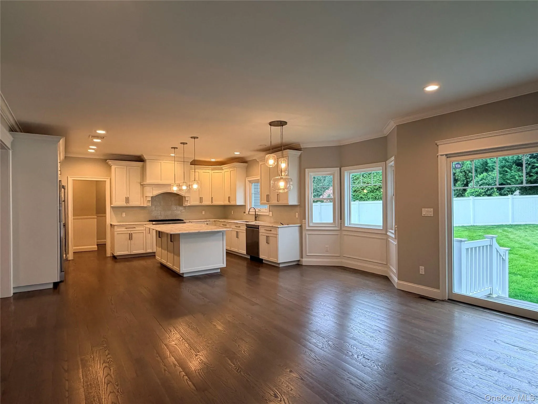 28 E Fern Dr, Oyster Bay, NY, 5 Bedrooms Bedrooms, 12 Rooms Rooms,4 BathroomsBathrooms,Residential Lease,For Rent,E Fern Dr,0,1045334 28 E Fern Dr, Oyster Bay, NY, 5 Bedrooms Bedrooms, 12 Rooms Rooms,4 BathroomsBathrooms,Residential Lease,For Rent,E Fern Dr,0,1045334
