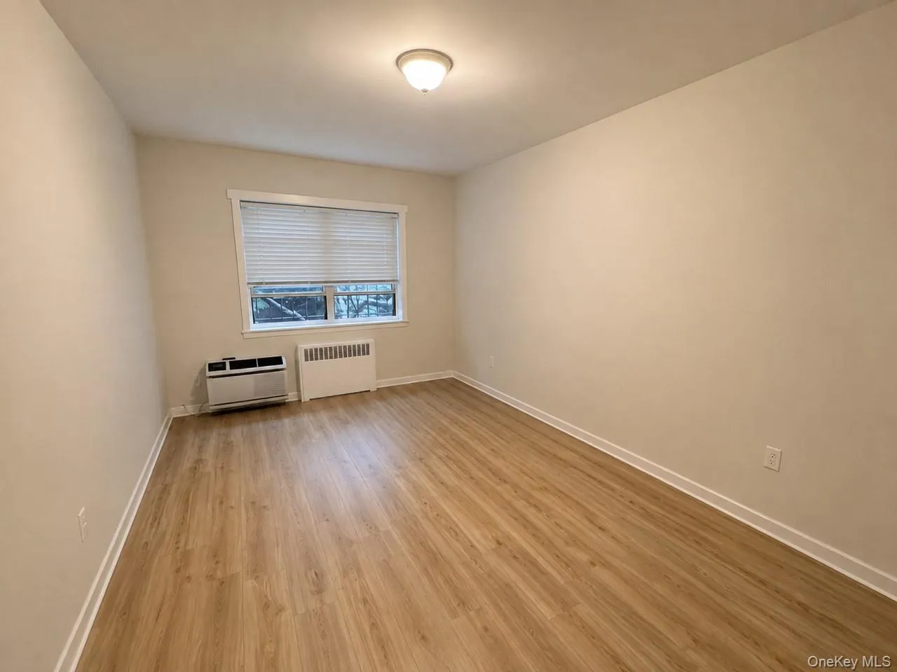 4027 74th Street, New York, NY, 2 Bedrooms Bedrooms, 5 Rooms Rooms,1 BathroomBathrooms,Residential Lease,For Rent,74th,0,1045335 4027 74th Street, New York, NY, 2 Bedrooms Bedrooms, 5 Rooms Rooms,1 BathroomBathrooms,Residential Lease,For Rent,74th,0,1045335