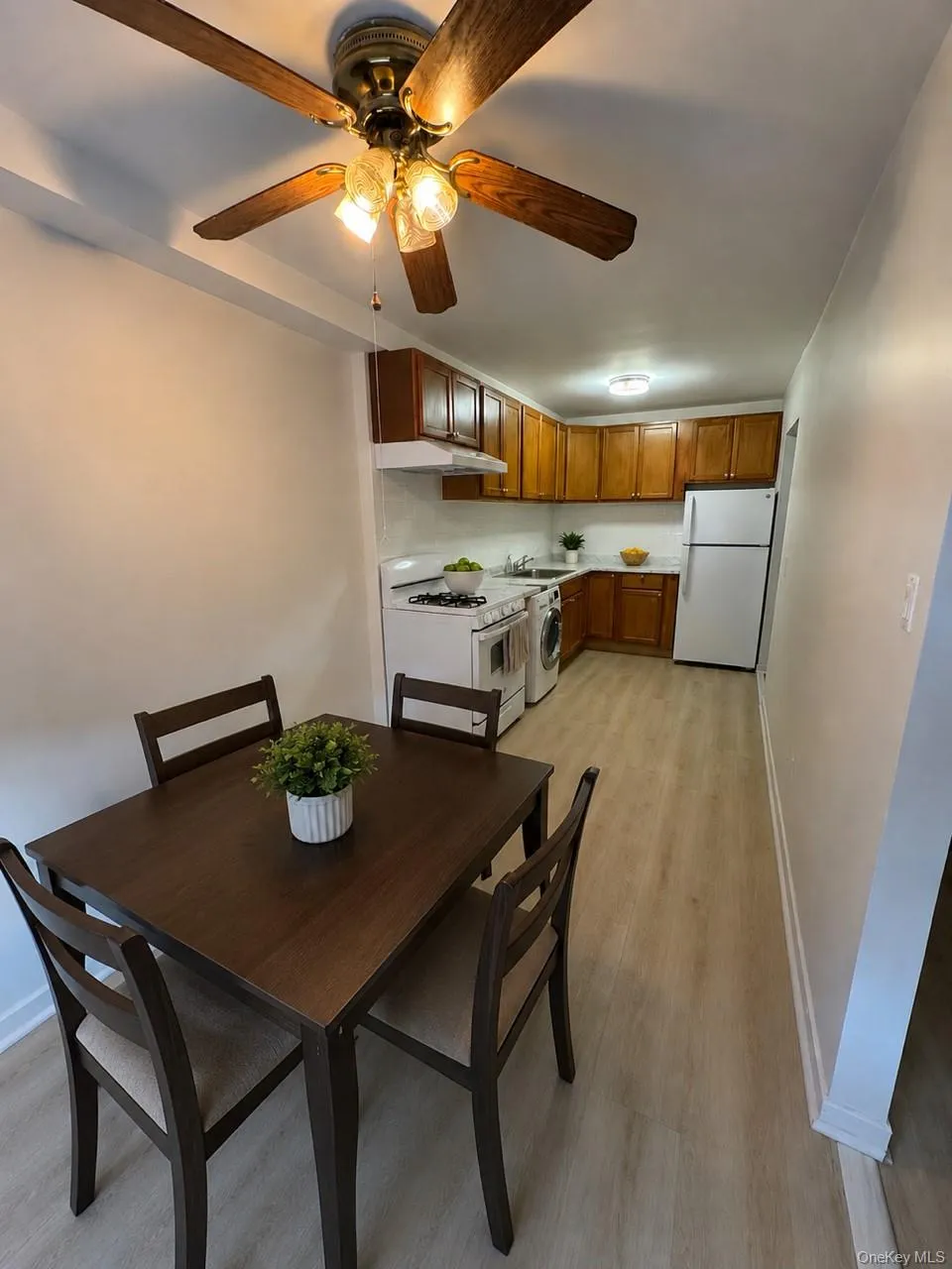 4027 74th Street, New York, NY, 2 Bedrooms Bedrooms, 5 Rooms Rooms,1 BathroomBathrooms,Residential Lease,For Rent,74th,0,1045335 4027 74th Street, New York, NY, 2 Bedrooms Bedrooms, 5 Rooms Rooms,1 BathroomBathrooms,Residential Lease,For Rent,74th,0,1045335