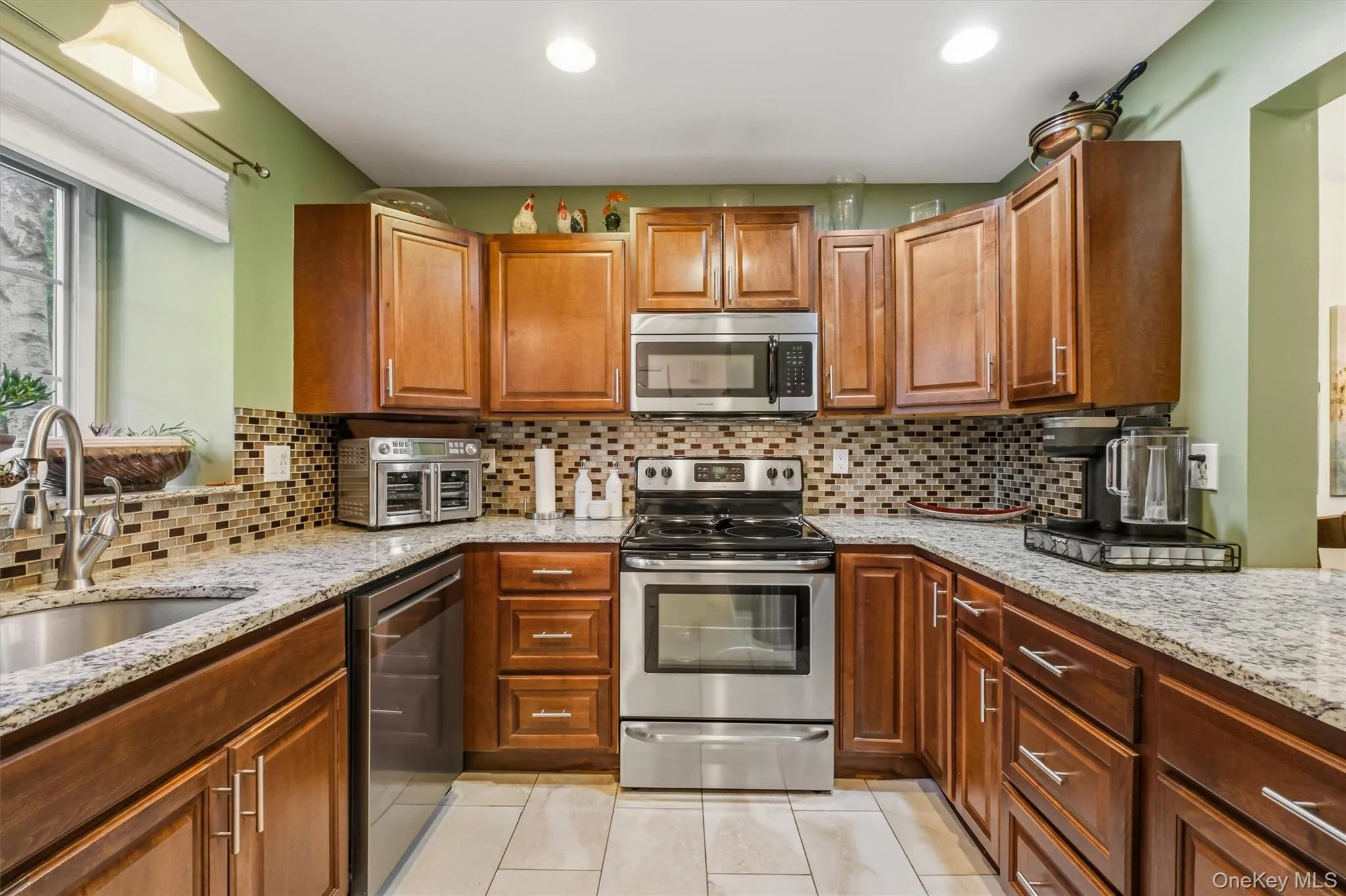 5304 Applewood Circle, Southeast, NY, 2 Bedrooms Bedrooms, 7 Rooms Rooms,1 BathroomBathrooms,Residential,For Rent,Applewood,0,1045338 5304 Applewood Circle, Southeast, NY, 2 Bedrooms Bedrooms, 7 Rooms Rooms,1 BathroomBathrooms,Residential,For Rent,Applewood,0,1045338