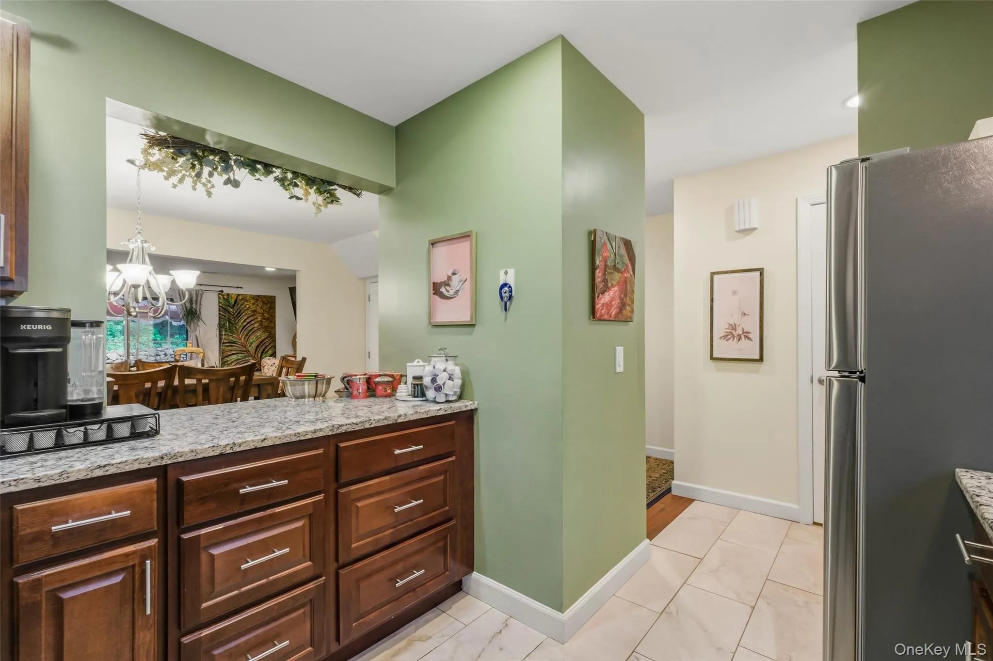 5304 Applewood Circle, Southeast, NY, 2 Bedrooms Bedrooms, 7 Rooms Rooms,1 BathroomBathrooms,Residential,For Rent,Applewood,0,1045338 5304 Applewood Circle, Southeast, NY, 2 Bedrooms Bedrooms, 7 Rooms Rooms,1 BathroomBathrooms,Residential,For Rent,Applewood,0,1045338