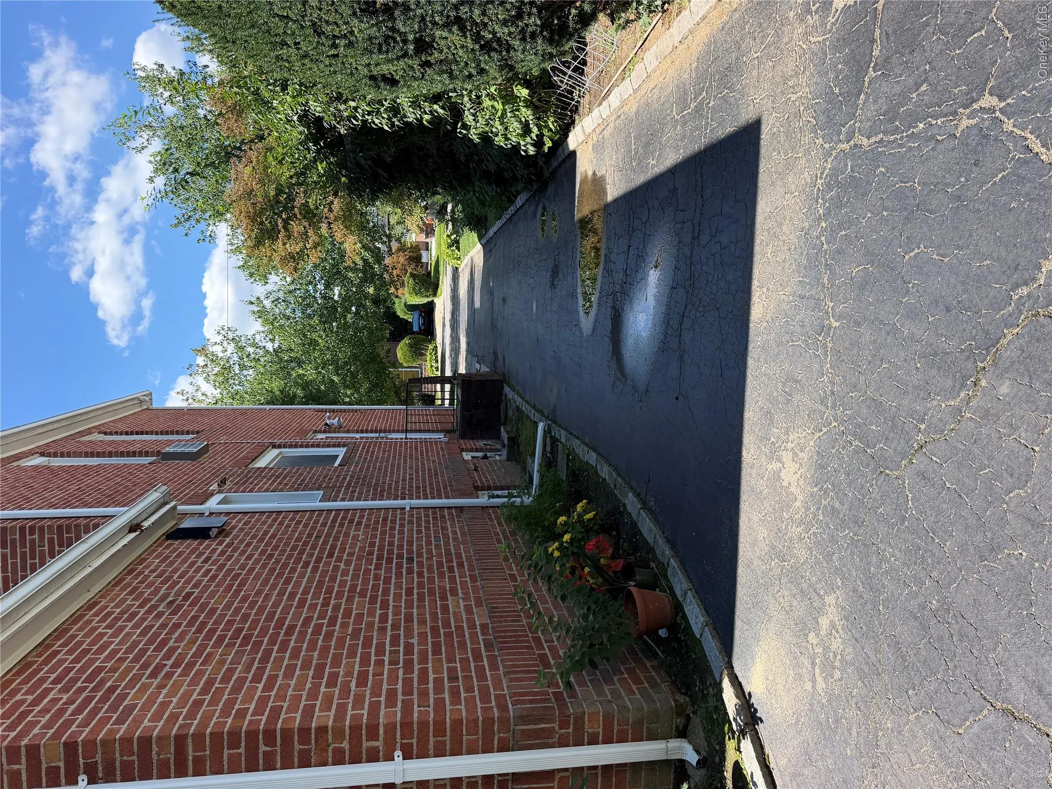 59 Essex Road, North Hempstead, NY, 4 Bedrooms Bedrooms, 9 Rooms Rooms,1 BathroomBathrooms,Residential Lease,For Rent,Essex,0,1045341 59 Essex Road, North Hempstead, NY, 4 Bedrooms Bedrooms, 9 Rooms Rooms,1 BathroomBathrooms,Residential Lease,For Rent,Essex,0,1045341