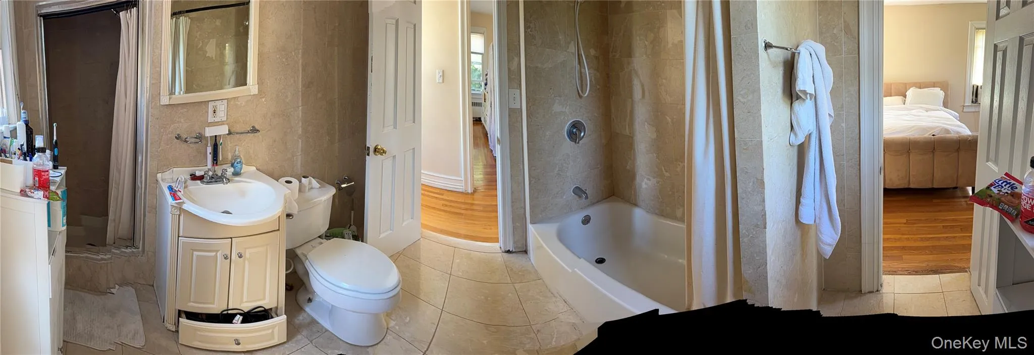 59 Essex Road, North Hempstead, NY, 4 Bedrooms Bedrooms, 9 Rooms Rooms,1 BathroomBathrooms,Residential Lease,For Rent,Essex,0,1045341 59 Essex Road, North Hempstead, NY, 4 Bedrooms Bedrooms, 9 Rooms Rooms,1 BathroomBathrooms,Residential Lease,For Rent,Essex,0,1045341