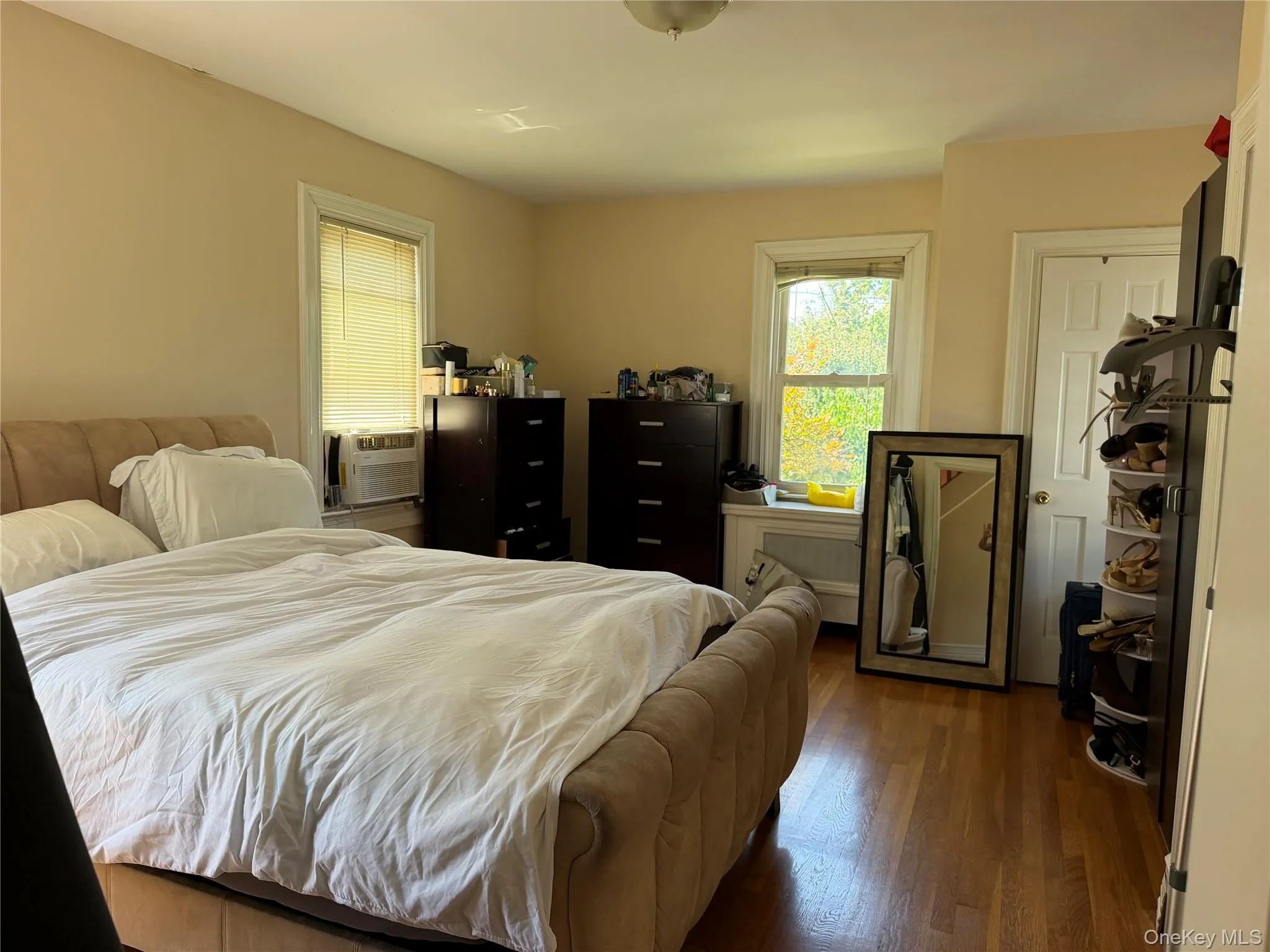 59 Essex Road, North Hempstead, NY, 4 Bedrooms Bedrooms, 9 Rooms Rooms,1 BathroomBathrooms,Residential Lease,For Rent,Essex,0,1045341 59 Essex Road, North Hempstead, NY, 4 Bedrooms Bedrooms, 9 Rooms Rooms,1 BathroomBathrooms,Residential Lease,For Rent,Essex,0,1045341