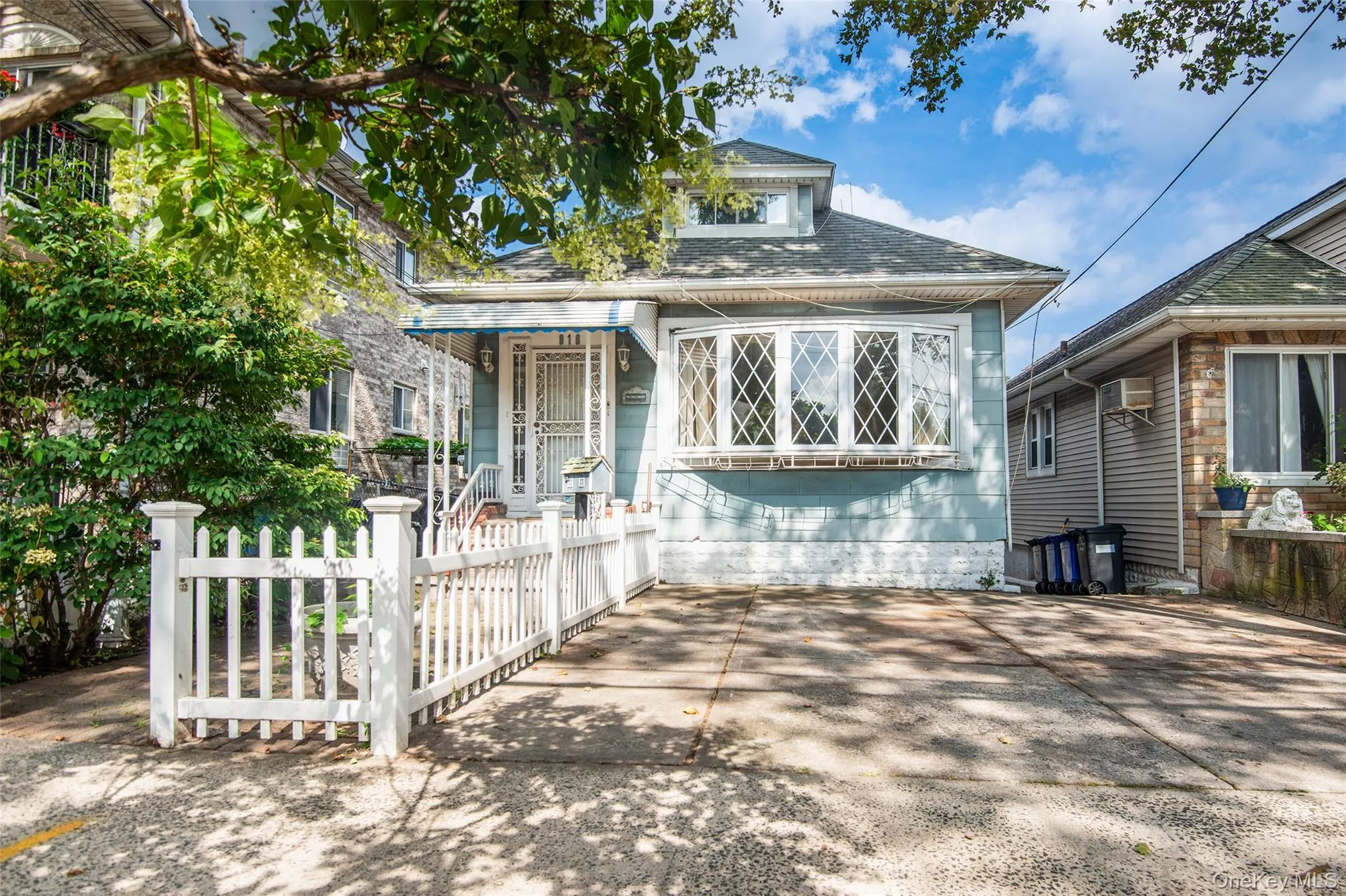 916 Hollywood Avenue, New York, NY, 3 Bedrooms Bedrooms, 5 Rooms Rooms,1 BathroomBathrooms,Residential,For Rent,Hollywood,0,1045353 916 Hollywood Avenue, New York, NY, 3 Bedrooms Bedrooms, 5 Rooms Rooms,1 BathroomBathrooms,Residential,For Rent,Hollywood,0,1045353