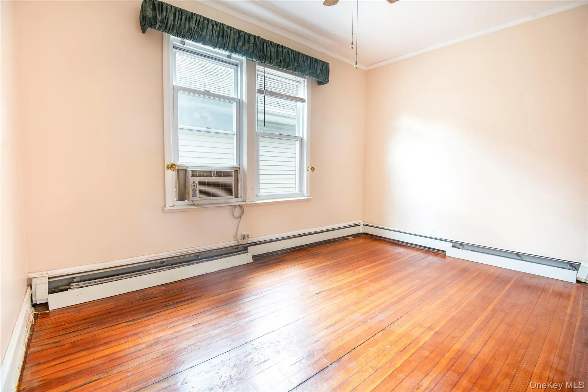916 Hollywood Avenue, New York, NY, 3 Bedrooms Bedrooms, 5 Rooms Rooms,1 BathroomBathrooms,Residential,For Rent,Hollywood,0,1045353 916 Hollywood Avenue, New York, NY, 3 Bedrooms Bedrooms, 5 Rooms Rooms,1 BathroomBathrooms,Residential,For Rent,Hollywood,0,1045353