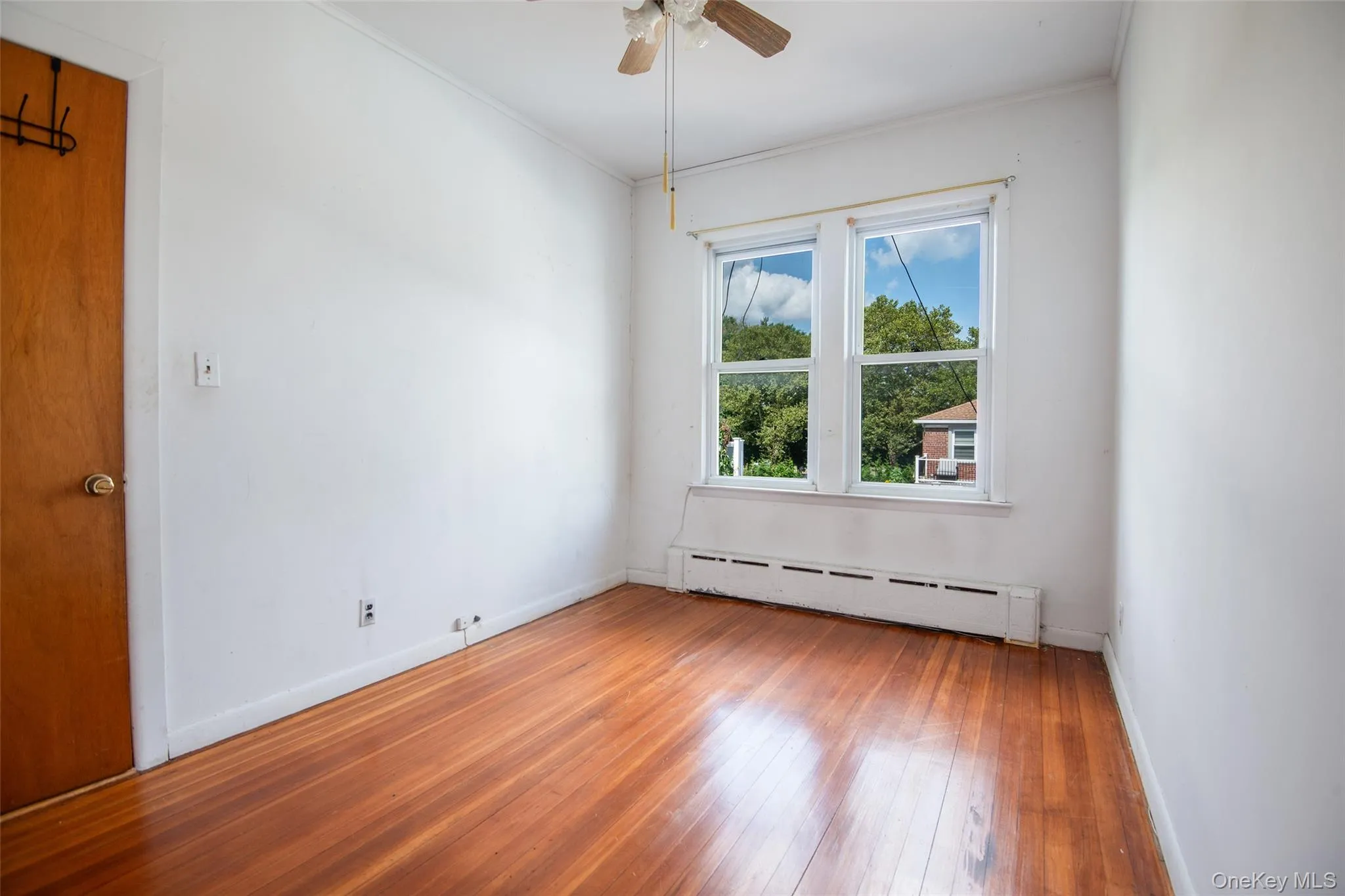 916 Hollywood Avenue, New York, NY, 3 Bedrooms Bedrooms, 5 Rooms Rooms,1 BathroomBathrooms,Residential,For Rent,Hollywood,0,1045353 916 Hollywood Avenue, New York, NY, 3 Bedrooms Bedrooms, 5 Rooms Rooms,1 BathroomBathrooms,Residential,For Rent,Hollywood,0,1045353