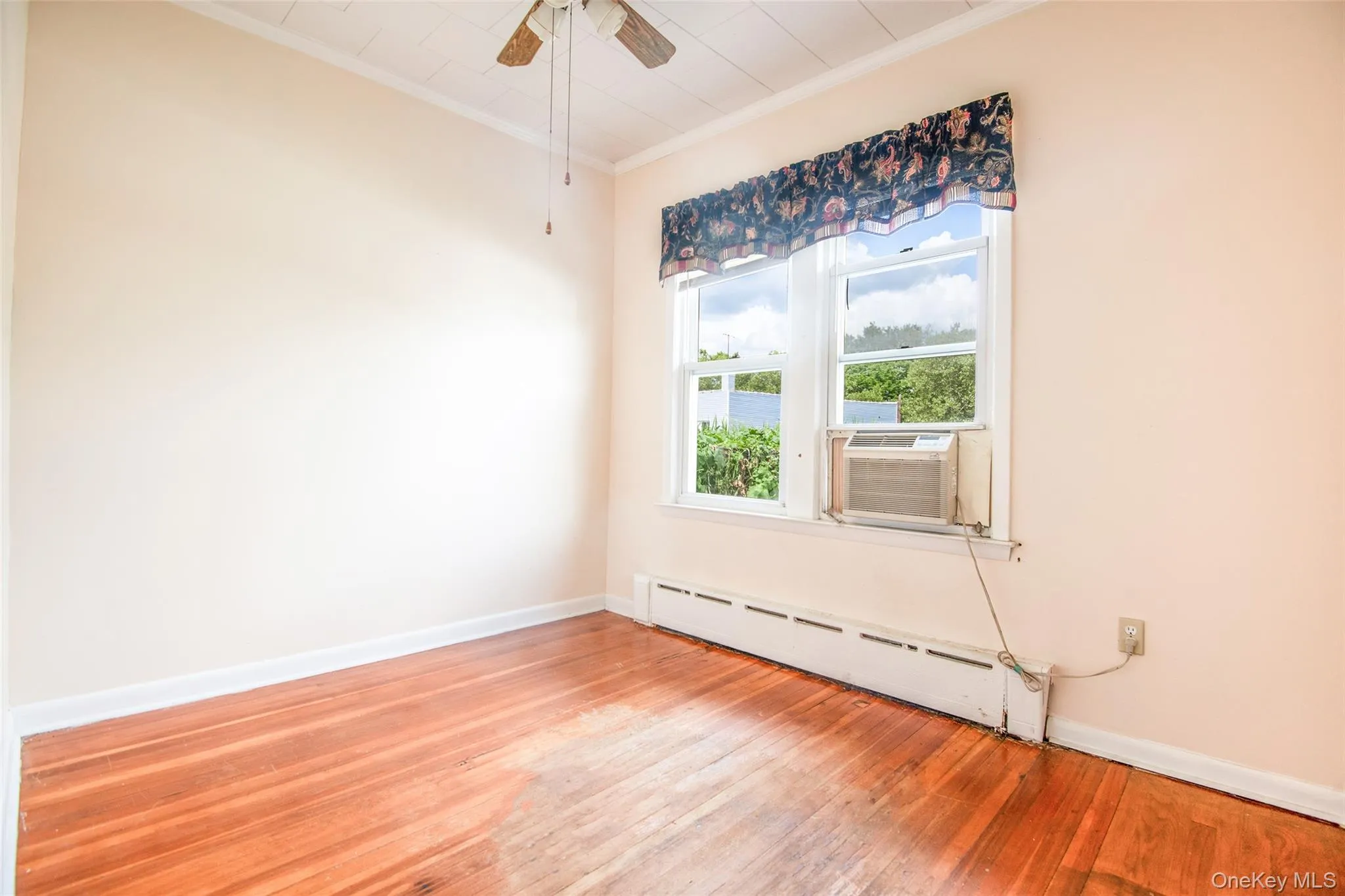 916 Hollywood Avenue, New York, NY, 3 Bedrooms Bedrooms, 5 Rooms Rooms,1 BathroomBathrooms,Residential,For Rent,Hollywood,0,1045353 916 Hollywood Avenue, New York, NY, 3 Bedrooms Bedrooms, 5 Rooms Rooms,1 BathroomBathrooms,Residential,For Rent,Hollywood,0,1045353