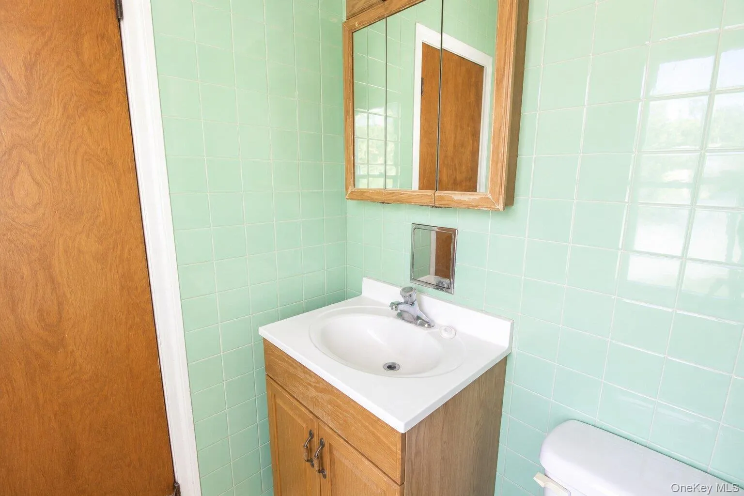 32 Hasbrouck Street, Newburgh (city), NY, 2 Bedrooms Bedrooms, 8 Rooms Rooms,2 BathroomsBathrooms,Residential,For Rent,Hasbrouck,0,1045355 32 Hasbrouck Street, Newburgh (city), NY, 2 Bedrooms Bedrooms, 8 Rooms Rooms,2 BathroomsBathrooms,Residential,For Rent,Hasbrouck,0,1045355