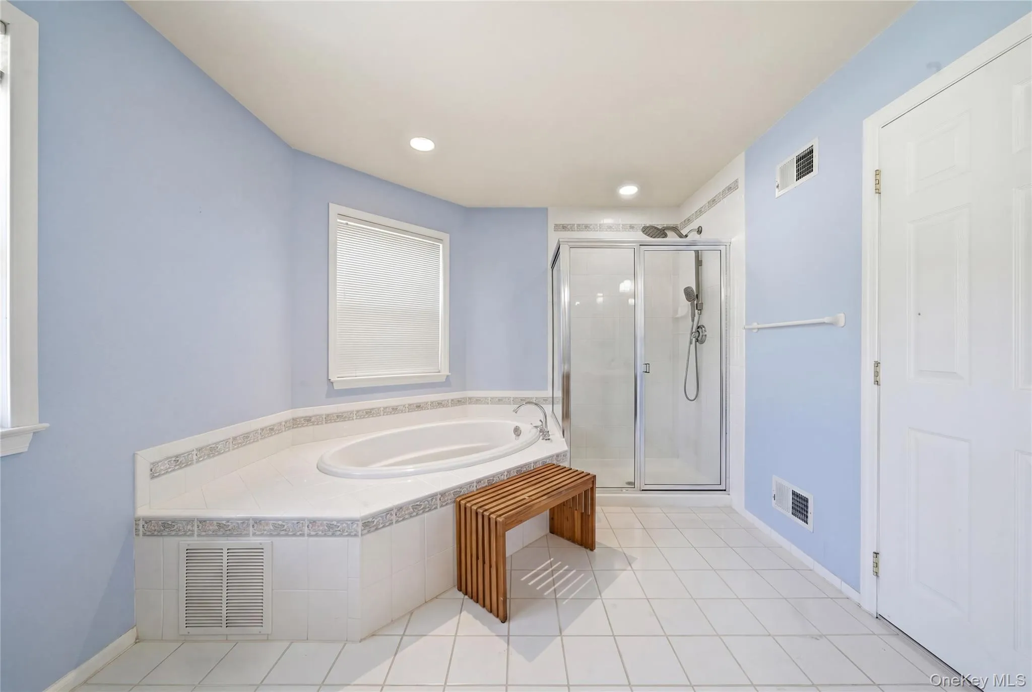 23 Sunflower Ridge Road, Brookhaven, NY, 3 Bedrooms Bedrooms, 10 Rooms Rooms,2 BathroomsBathrooms,Residential,For Rent,Sunflower Ridge,0,1045356 23 Sunflower Ridge Road, Brookhaven, NY, 3 Bedrooms Bedrooms, 10 Rooms Rooms,2 BathroomsBathrooms,Residential,For Rent,Sunflower Ridge,0,1045356