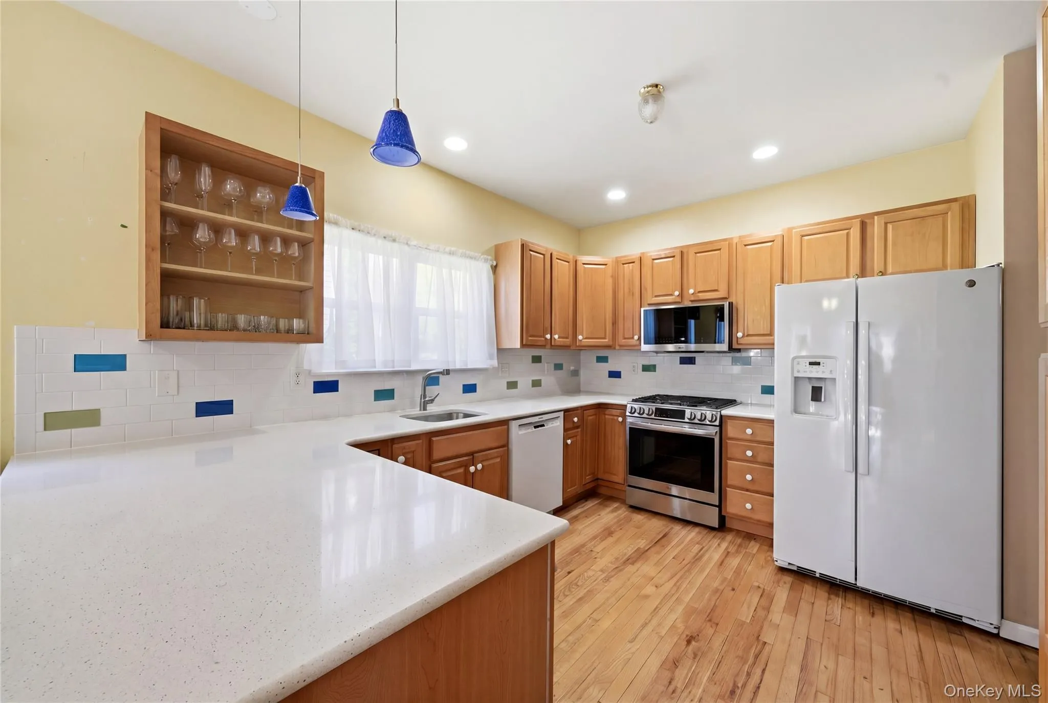 23 Sunflower Ridge Road, Brookhaven, NY, 3 Bedrooms Bedrooms, 10 Rooms Rooms,2 BathroomsBathrooms,Residential,For Rent,Sunflower Ridge,0,1045356 23 Sunflower Ridge Road, Brookhaven, NY, 3 Bedrooms Bedrooms, 10 Rooms Rooms,2 BathroomsBathrooms,Residential,For Rent,Sunflower Ridge,0,1045356