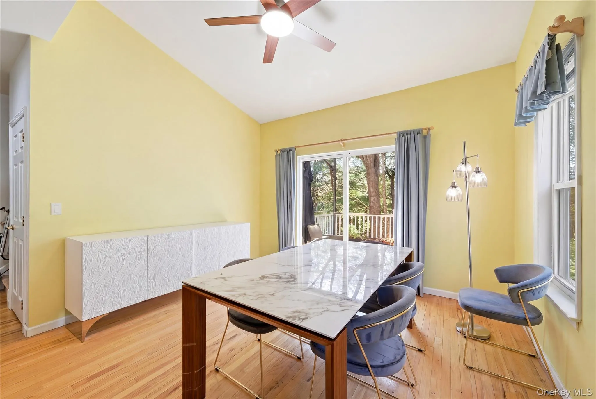 23 Sunflower Ridge Road, Brookhaven, NY, 3 Bedrooms Bedrooms, 10 Rooms Rooms,2 BathroomsBathrooms,Residential,For Rent,Sunflower Ridge,0,1045356 23 Sunflower Ridge Road, Brookhaven, NY, 3 Bedrooms Bedrooms, 10 Rooms Rooms,2 BathroomsBathrooms,Residential,For Rent,Sunflower Ridge,0,1045356