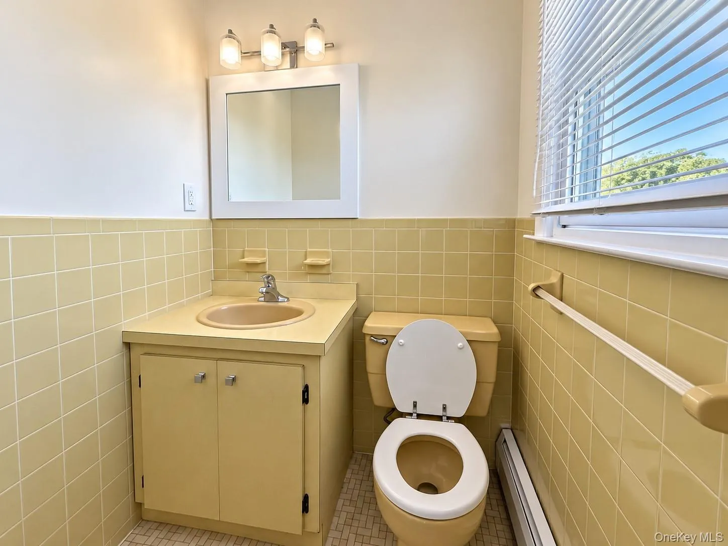 6 John Street, Ossining, NY, 3 Bedrooms Bedrooms, 8 Rooms Rooms,2 BathroomsBathrooms,Residential Lease,For Rent,John,0,1045367 6 John Street, Ossining, NY, 3 Bedrooms Bedrooms, 8 Rooms Rooms,2 BathroomsBathrooms,Residential Lease,For Rent,John,0,1045367