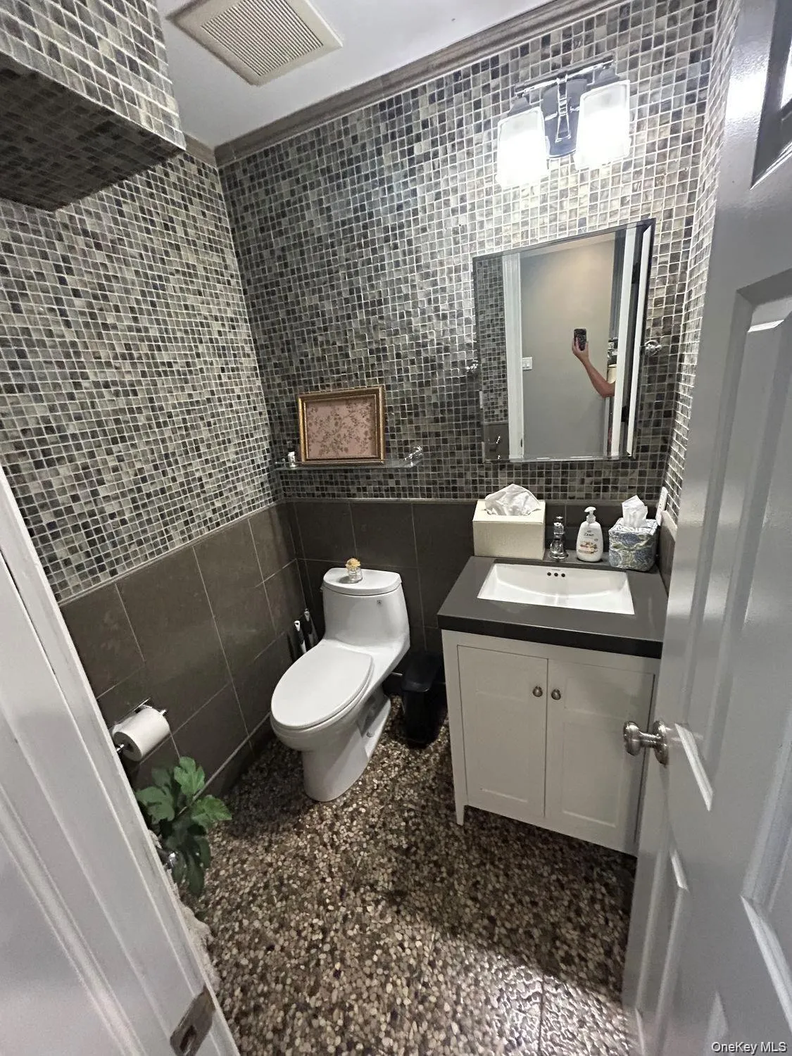 607 Nassau Street, Hempstead, NY, 4 Bedrooms Bedrooms, 6 Rooms Rooms,3 BathroomsBathrooms,Residential Lease,For Rent,Nassau,0,1045369 607 Nassau Street, Hempstead, NY, 4 Bedrooms Bedrooms, 6 Rooms Rooms,3 BathroomsBathrooms,Residential Lease,For Rent,Nassau,0,1045369