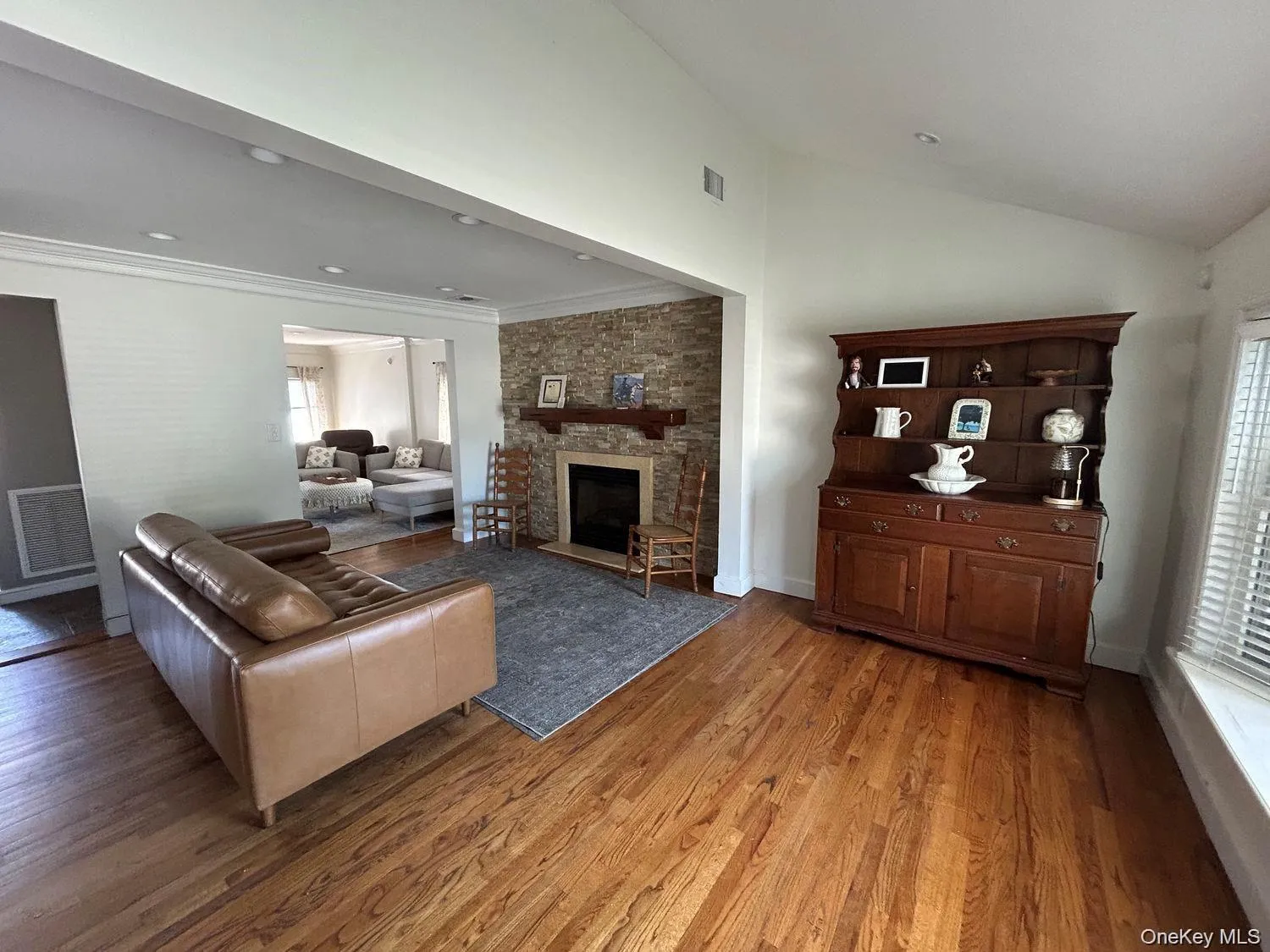 607 Nassau Street, Hempstead, NY, 4 Bedrooms Bedrooms, 6 Rooms Rooms,3 BathroomsBathrooms,Residential Lease,For Rent,Nassau,0,1045369 607 Nassau Street, Hempstead, NY, 4 Bedrooms Bedrooms, 6 Rooms Rooms,3 BathroomsBathrooms,Residential Lease,For Rent,Nassau,0,1045369