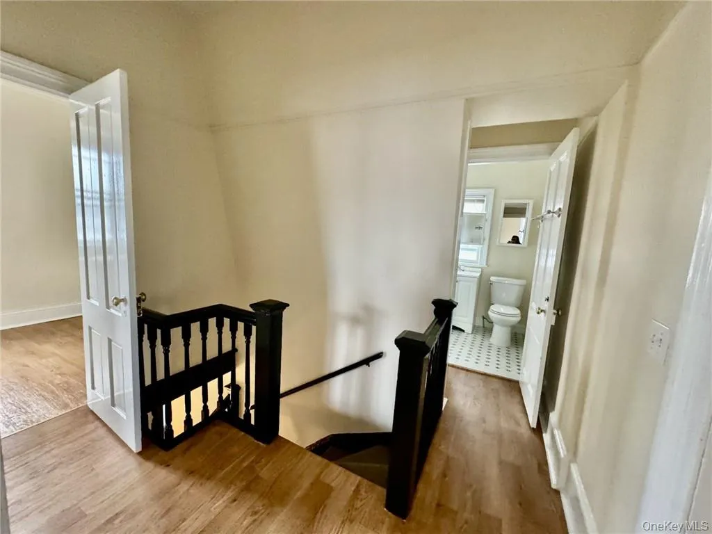 Stairway down to the outside entrance Stairway down to the outside entrance