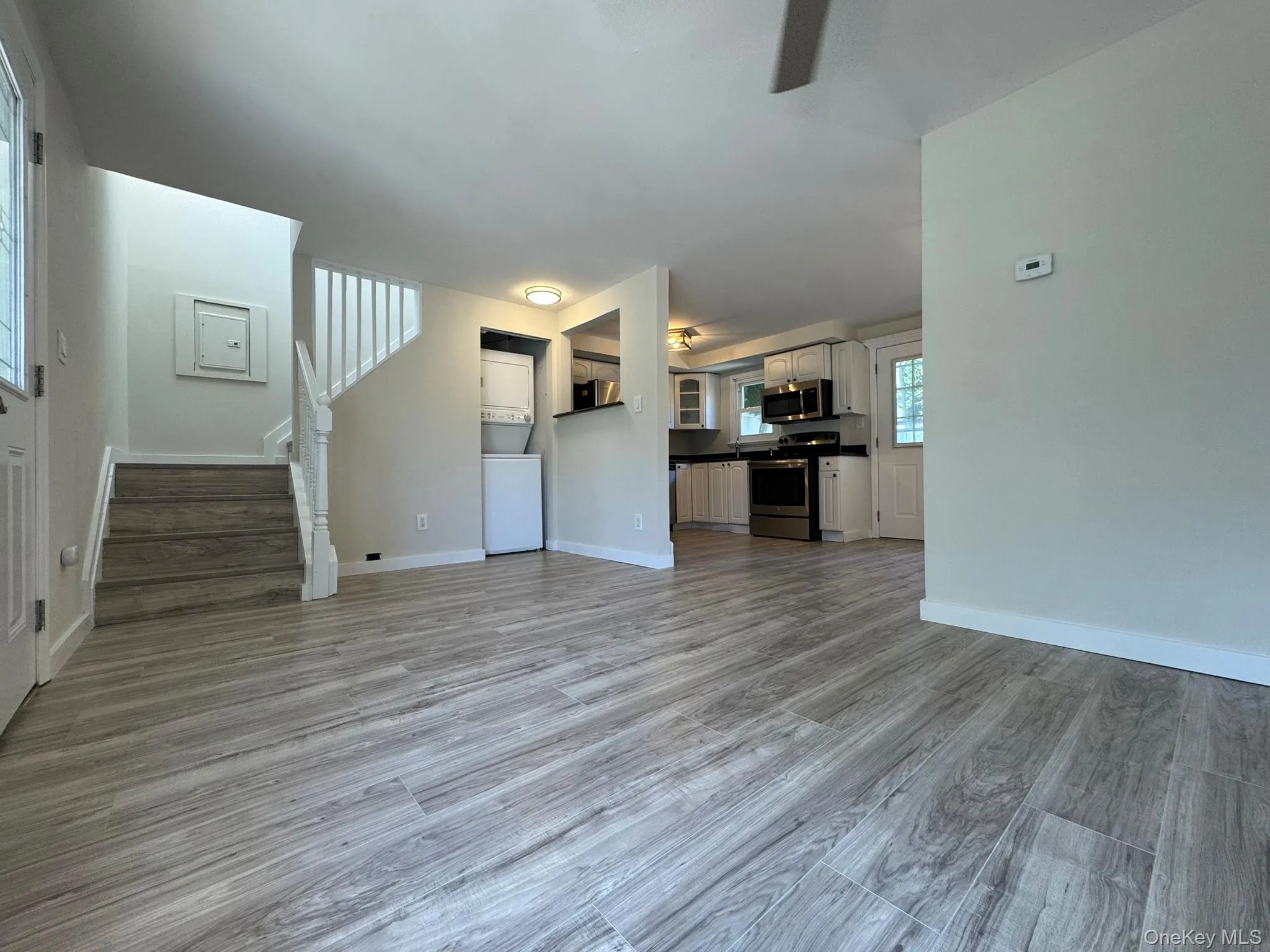 98 Magnolia Drive, Brookhaven, NY, 2 Bedrooms Bedrooms, 5 Rooms Rooms,1 BathroomBathrooms,Residential,For Rent,Magnolia,0,1045371 98 Magnolia Drive, Brookhaven, NY, 2 Bedrooms Bedrooms, 5 Rooms Rooms,1 BathroomBathrooms,Residential,For Rent,Magnolia,0,1045371