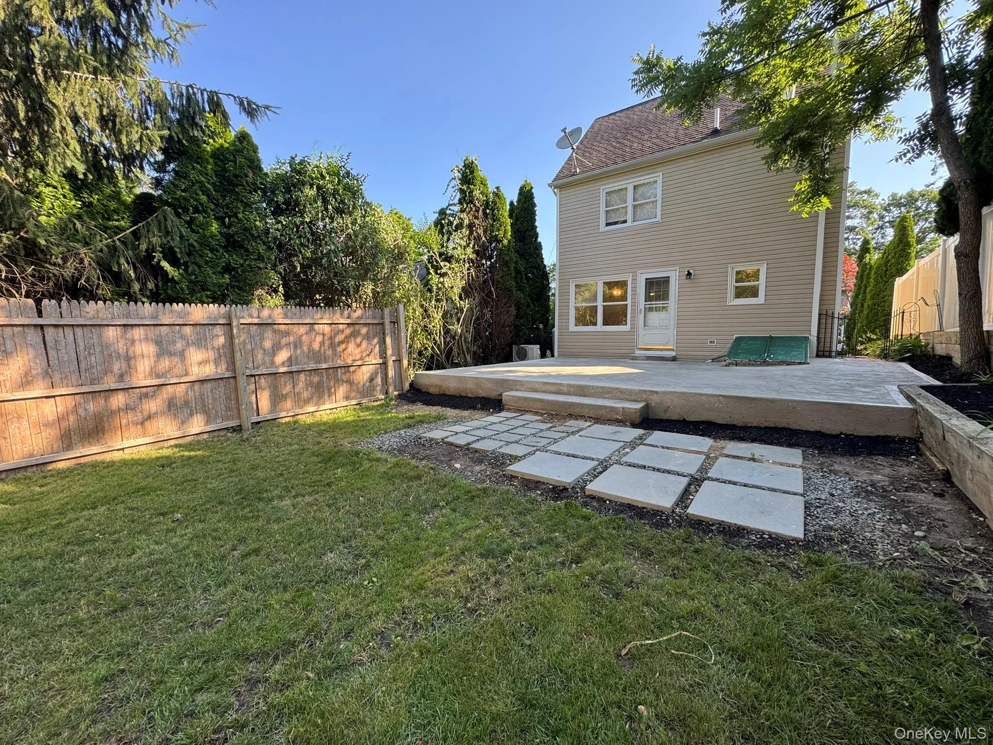 98 Magnolia Drive, Brookhaven, NY, 2 Bedrooms Bedrooms, 5 Rooms Rooms,1 BathroomBathrooms,Residential,For Rent,Magnolia,0,1045371 98 Magnolia Drive, Brookhaven, NY, 2 Bedrooms Bedrooms, 5 Rooms Rooms,1 BathroomBathrooms,Residential,For Rent,Magnolia,0,1045371