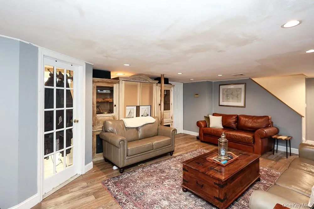 3970 Darby Lane, Hempstead, NY, 3 Bedrooms Bedrooms, 6 Rooms Rooms,2 BathroomsBathrooms,Residential,For Rent,Darby,0,1045375 3970 Darby Lane, Hempstead, NY, 3 Bedrooms Bedrooms, 6 Rooms Rooms,2 BathroomsBathrooms,Residential,For Rent,Darby,0,1045375