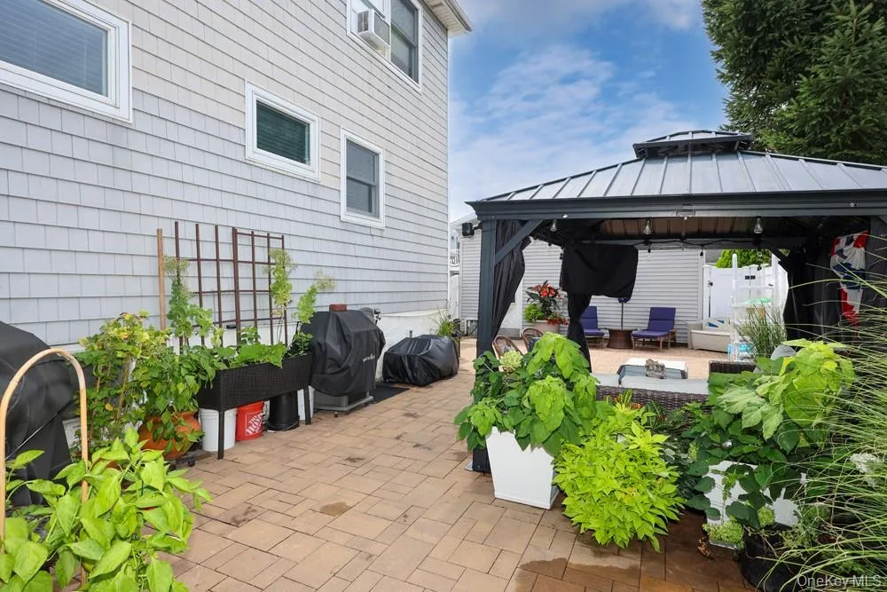 3970 Darby Lane, Hempstead, NY, 3 Bedrooms Bedrooms, 6 Rooms Rooms,2 BathroomsBathrooms,Residential,For Rent,Darby,0,1045375 3970 Darby Lane, Hempstead, NY, 3 Bedrooms Bedrooms, 6 Rooms Rooms,2 BathroomsBathrooms,Residential,For Rent,Darby,0,1045375