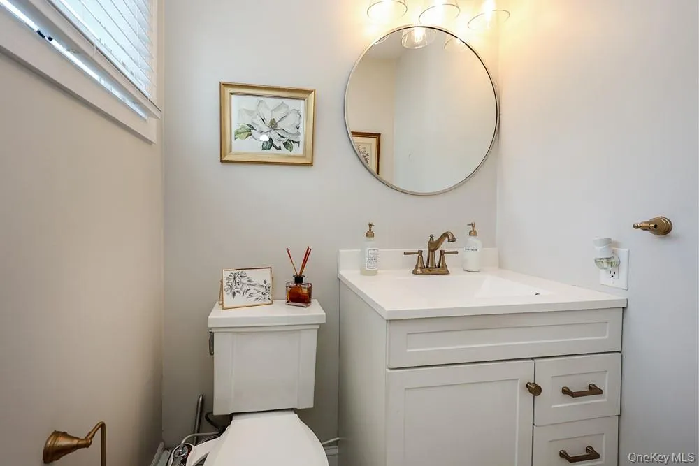 3970 Darby Lane, Hempstead, NY, 3 Bedrooms Bedrooms, 6 Rooms Rooms,2 BathroomsBathrooms,Residential,For Rent,Darby,0,1045375 3970 Darby Lane, Hempstead, NY, 3 Bedrooms Bedrooms, 6 Rooms Rooms,2 BathroomsBathrooms,Residential,For Rent,Darby,0,1045375
