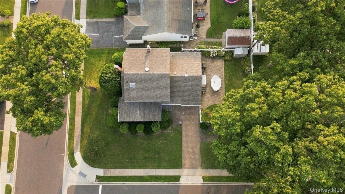 1426 MEADOW Lane, Hempstead, NY, 4 Bedrooms Bedrooms, 7 Rooms Rooms,2 BathroomsBathrooms,Residential,For Rent,MEADOW,0,1045377 1426 MEADOW Lane, Hempstead, NY, 4 Bedrooms Bedrooms, 7 Rooms Rooms,2 BathroomsBathrooms,Residential,For Rent,MEADOW,0,1045377