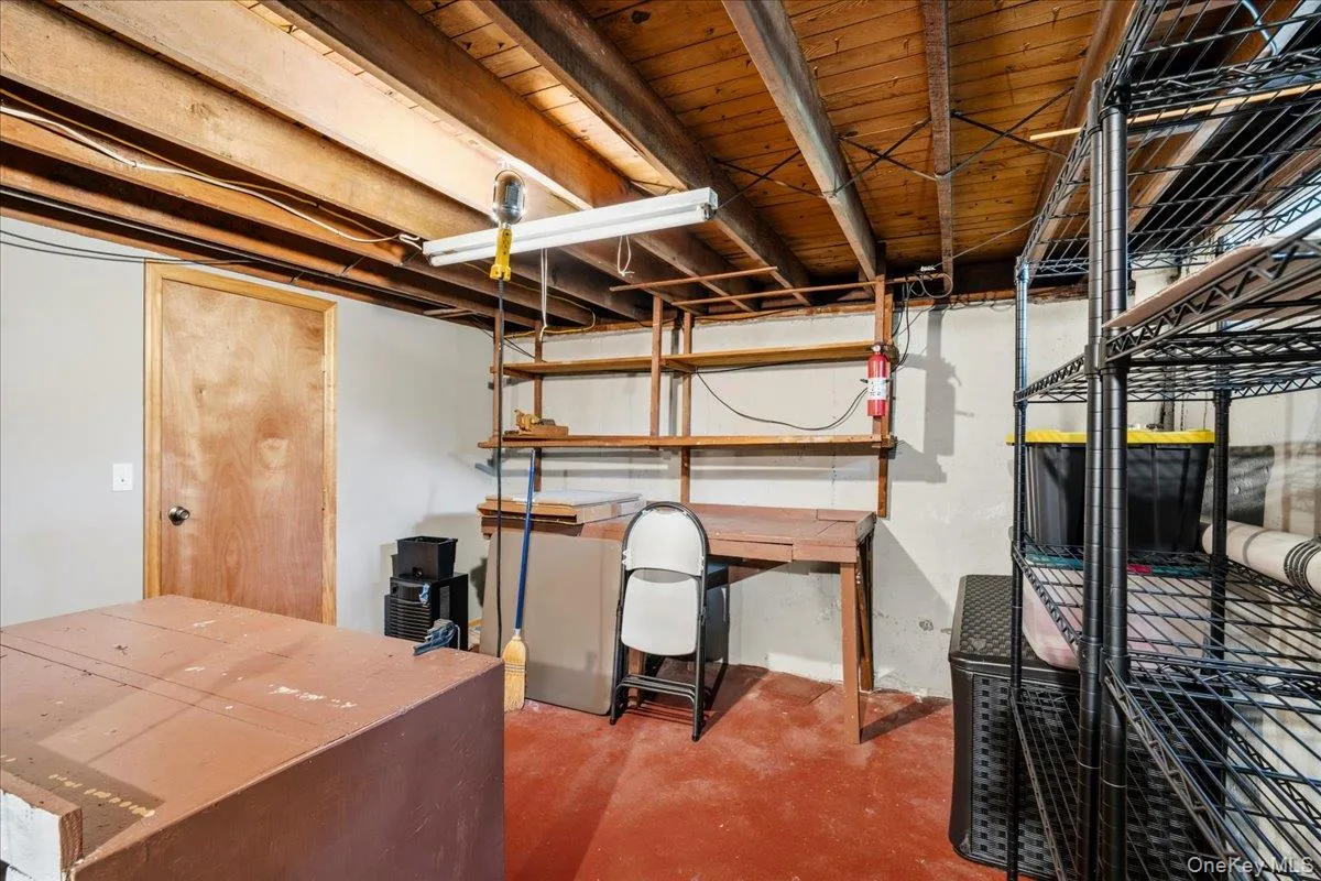 1426 MEADOW Lane, Hempstead, NY, 4 Bedrooms Bedrooms, 7 Rooms Rooms,2 BathroomsBathrooms,Residential,For Rent,MEADOW,0,1045377 1426 MEADOW Lane, Hempstead, NY, 4 Bedrooms Bedrooms, 7 Rooms Rooms,2 BathroomsBathrooms,Residential,For Rent,MEADOW,0,1045377