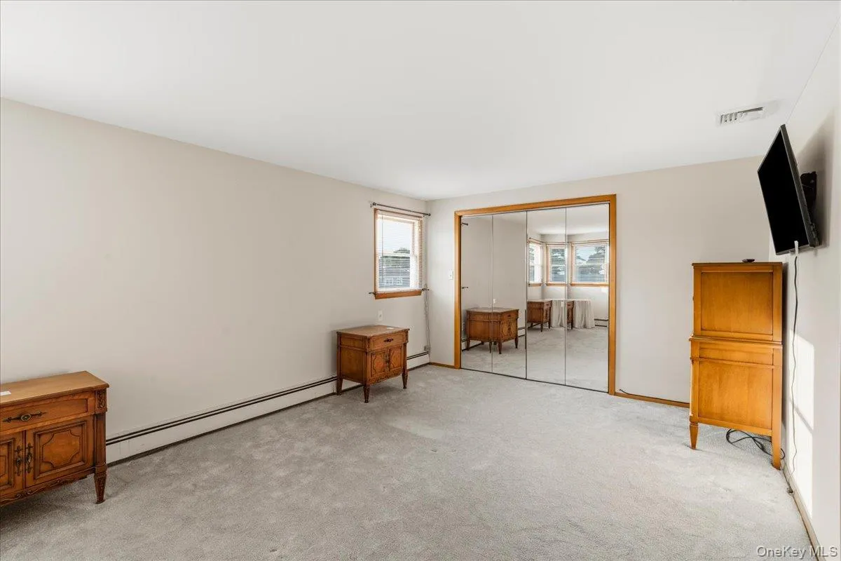1426 MEADOW Lane, Hempstead, NY, 4 Bedrooms Bedrooms, 7 Rooms Rooms,2 BathroomsBathrooms,Residential,For Rent,MEADOW,0,1045377 1426 MEADOW Lane, Hempstead, NY, 4 Bedrooms Bedrooms, 7 Rooms Rooms,2 BathroomsBathrooms,Residential,For Rent,MEADOW,0,1045377
